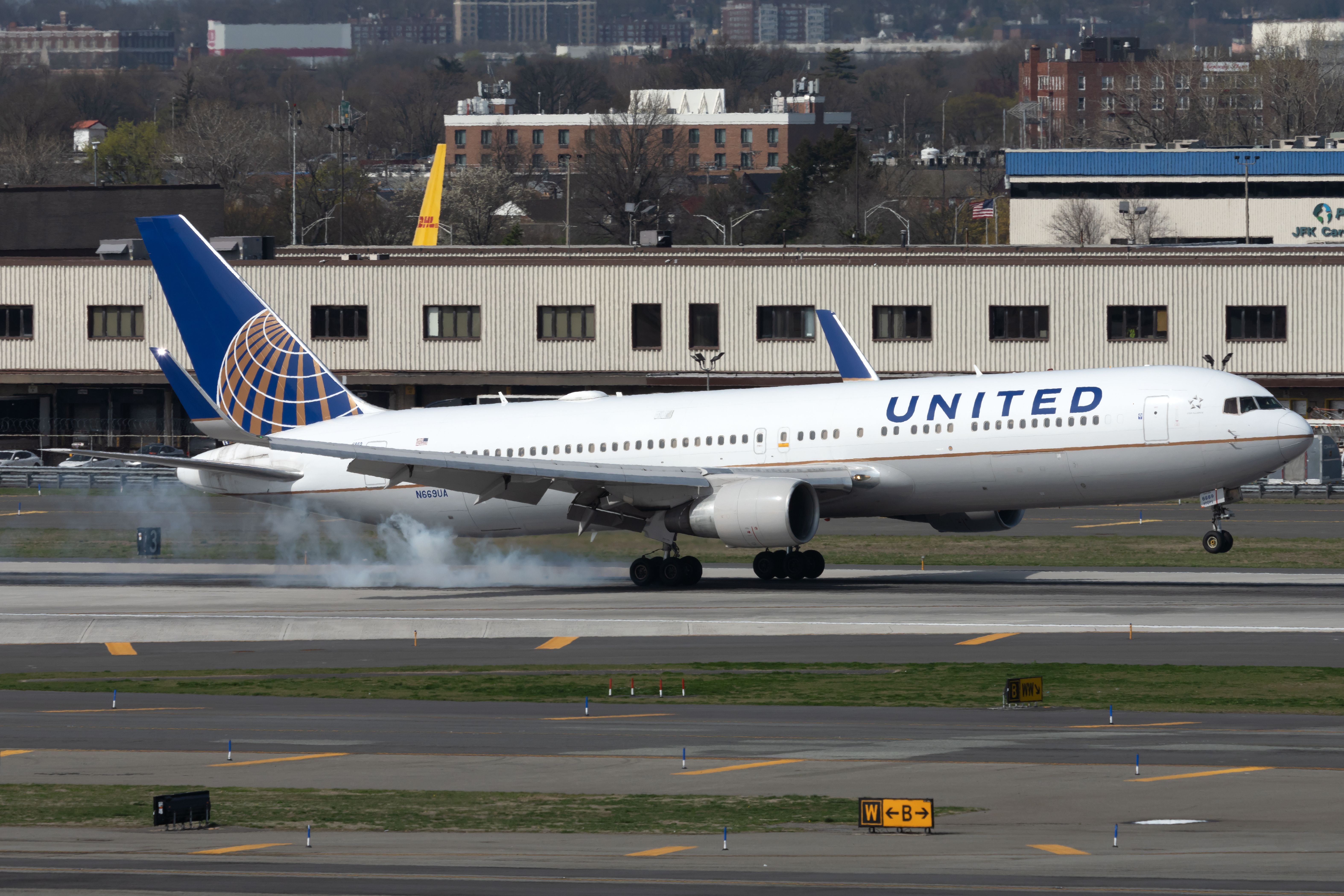 Investing Onboard: United Airlines Launches A New Amenity Kit