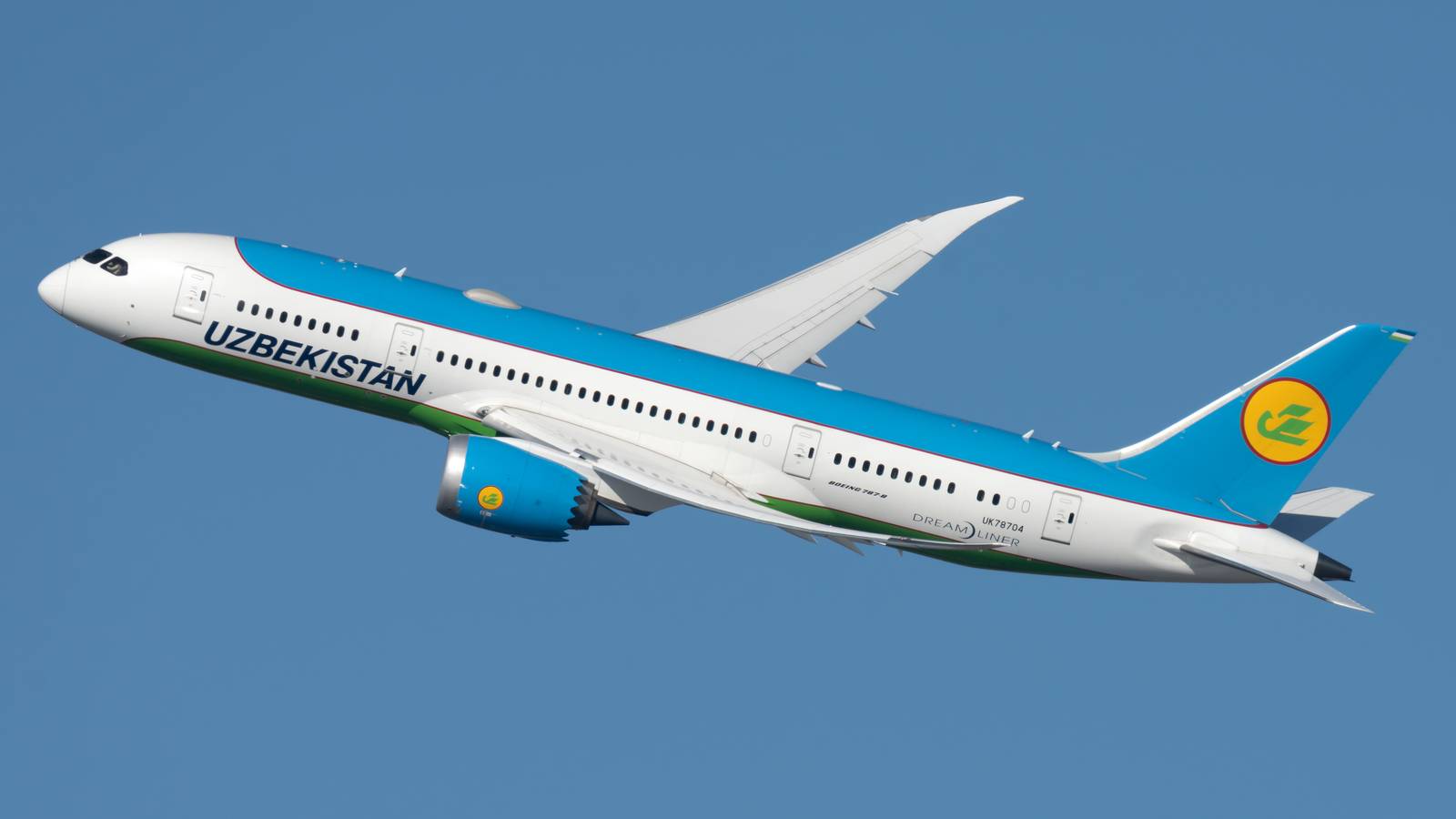The USA’s Most Exotic Passenger Airline? Inside Uzbekistan Airways’ 28-Year-Old New York Route