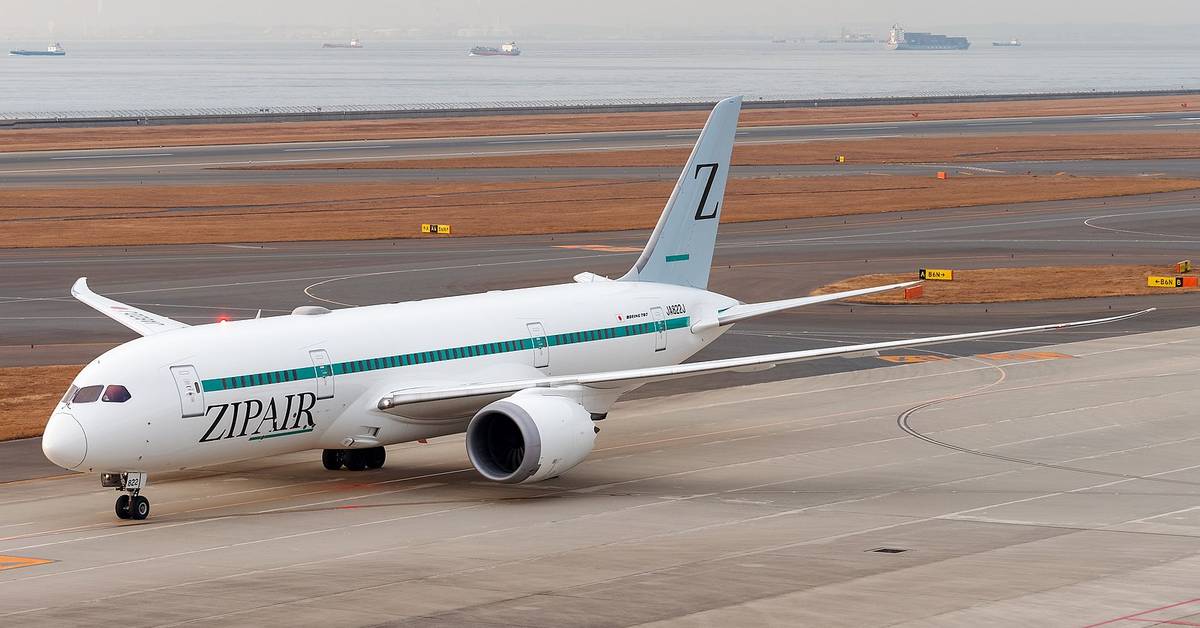 ZipAir_Tokyo_Boeing_787-8_-