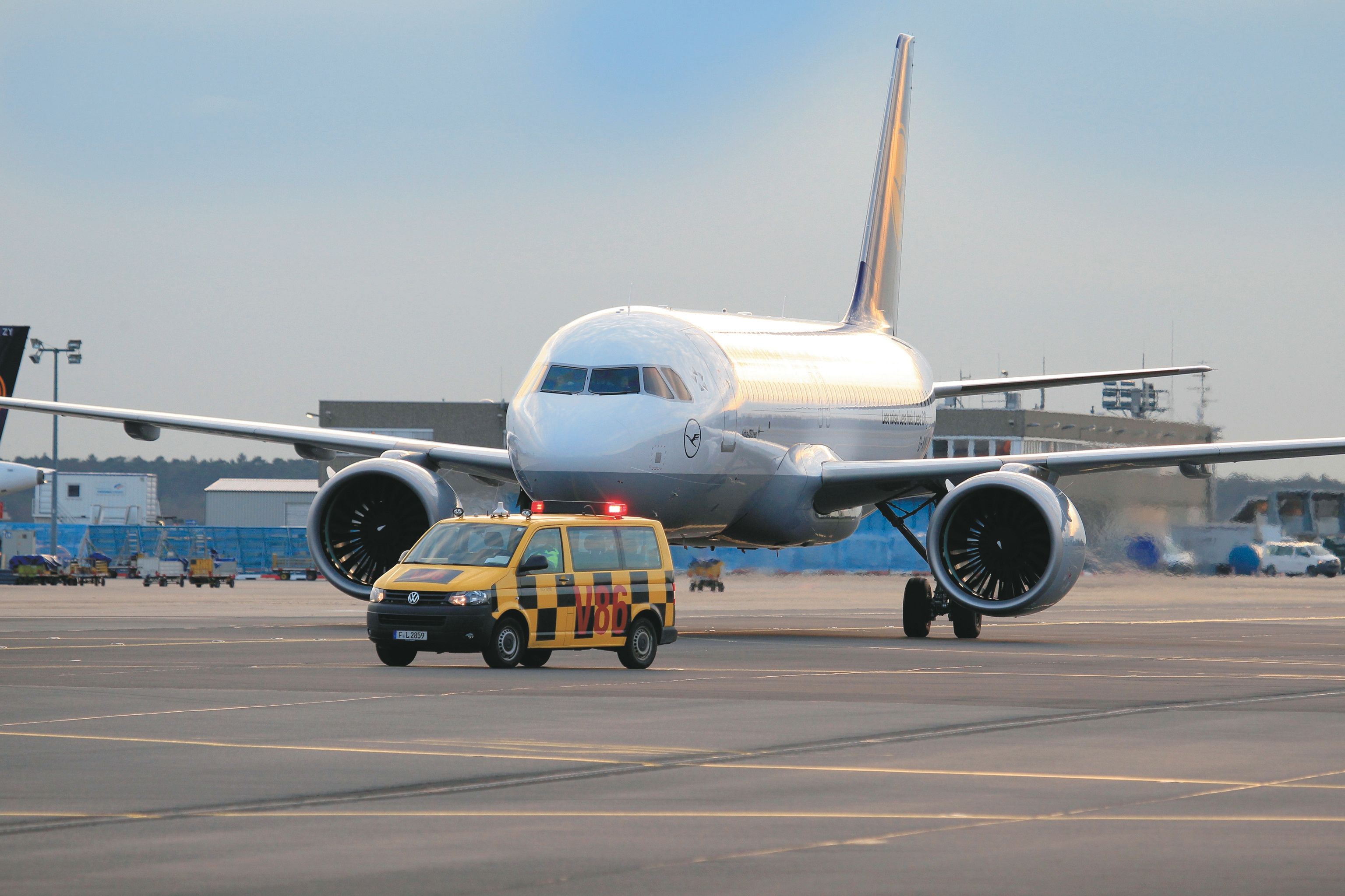 German Airports Could Bring In Foreign Workers To Tackle Disruption