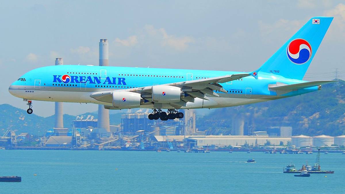 From The Tiny Airbus A220 To The Gigantic Airbus A380: The Korean Air Fleet In 2022