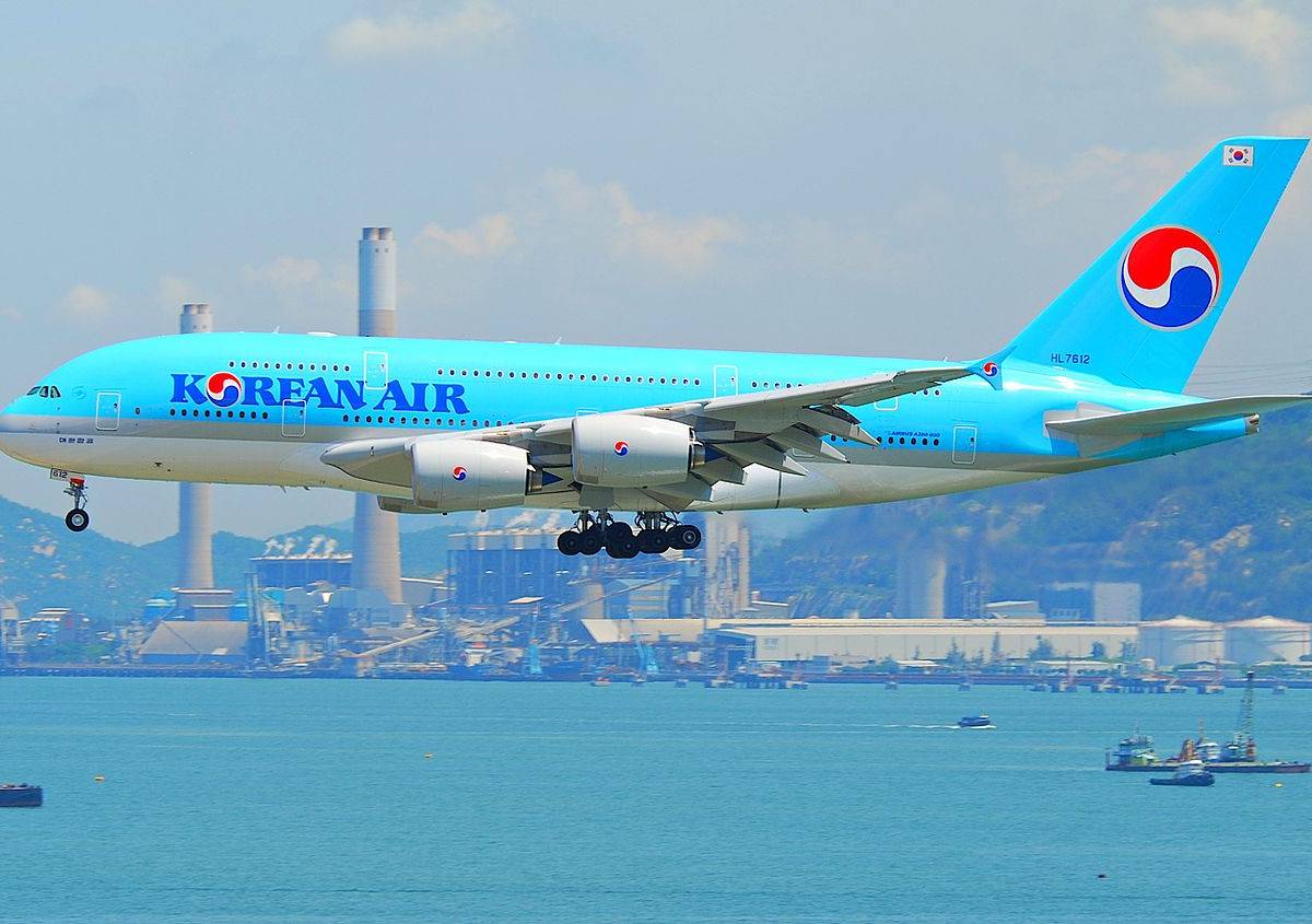 1280px-Korean_Air_Airbus_A380-