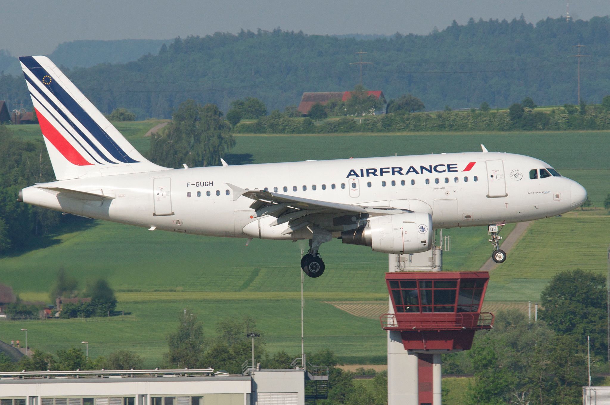 Sad: Air France Airbus A318 Sent To US For Scrapping