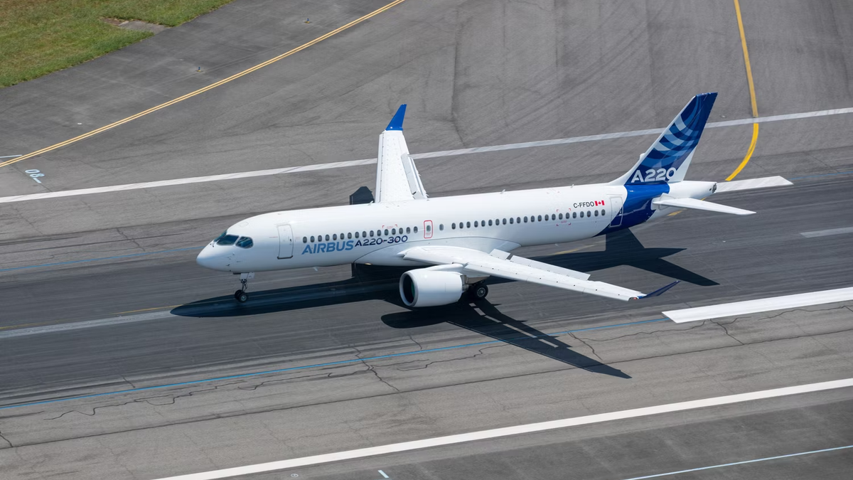 What Causes Ear Pain While Flying?