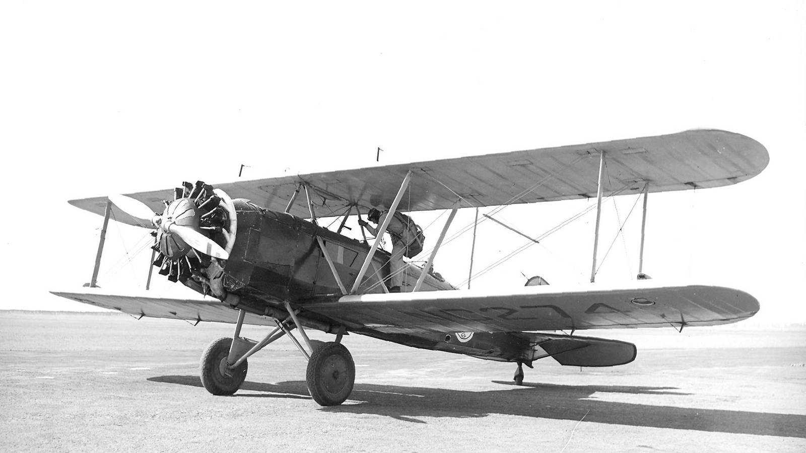 The Boeing Model 40: A Pioneering Interwar Mail Plane
