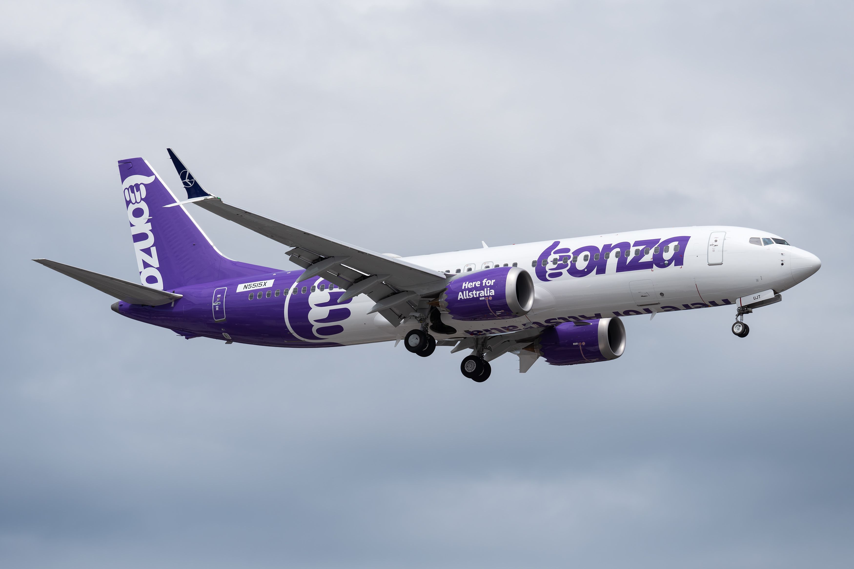 Spotted In Seattle: Bonza's 1st Fully Painted Boeing 737 MAX