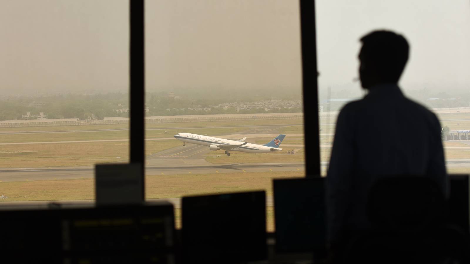 India Is Facing A Shortage Of Air Traffic Controllers