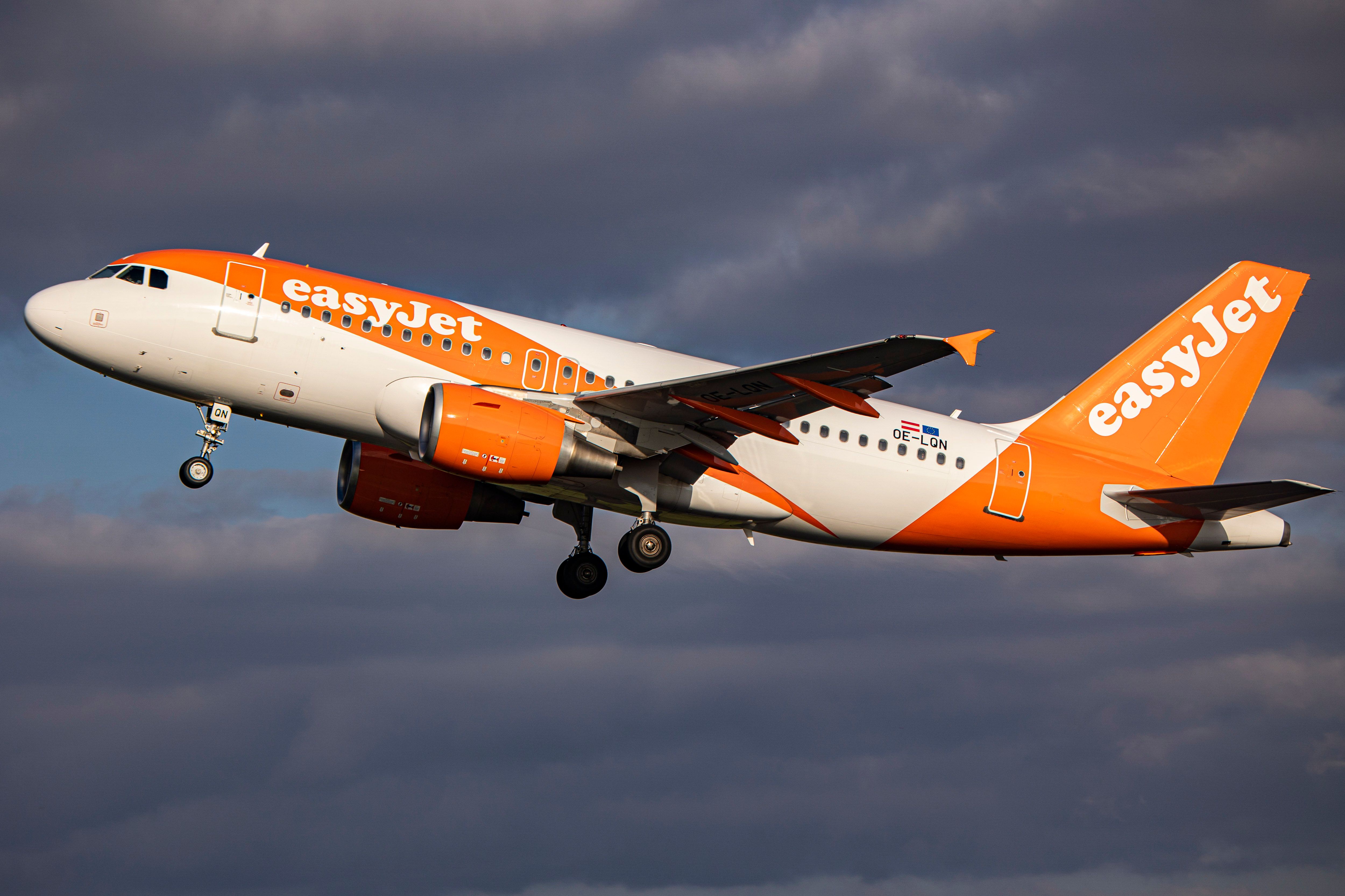 Watch: easyJet's Hidden Camera Holiday Giveaway For World Kindness Day