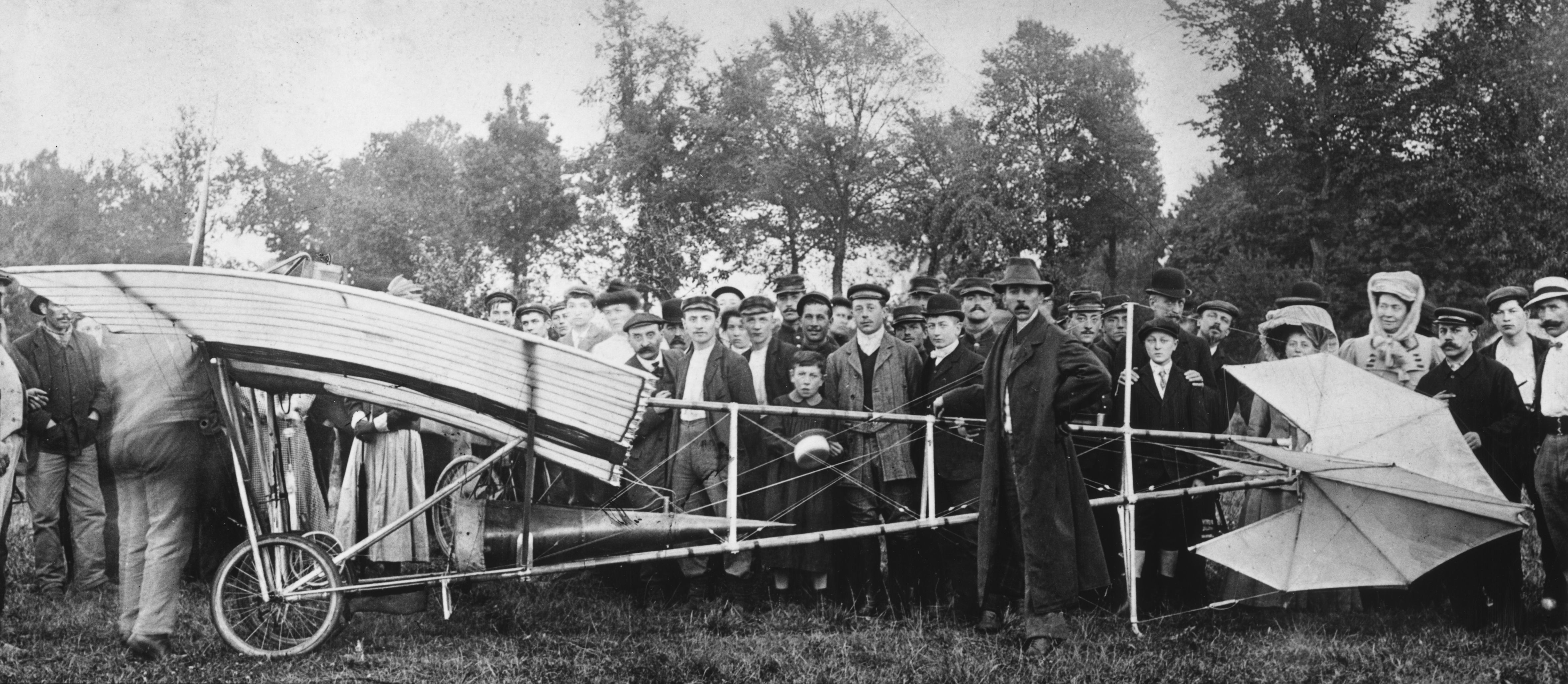 Ultralight Pioneer: The Santos-Dumont Demoiselle