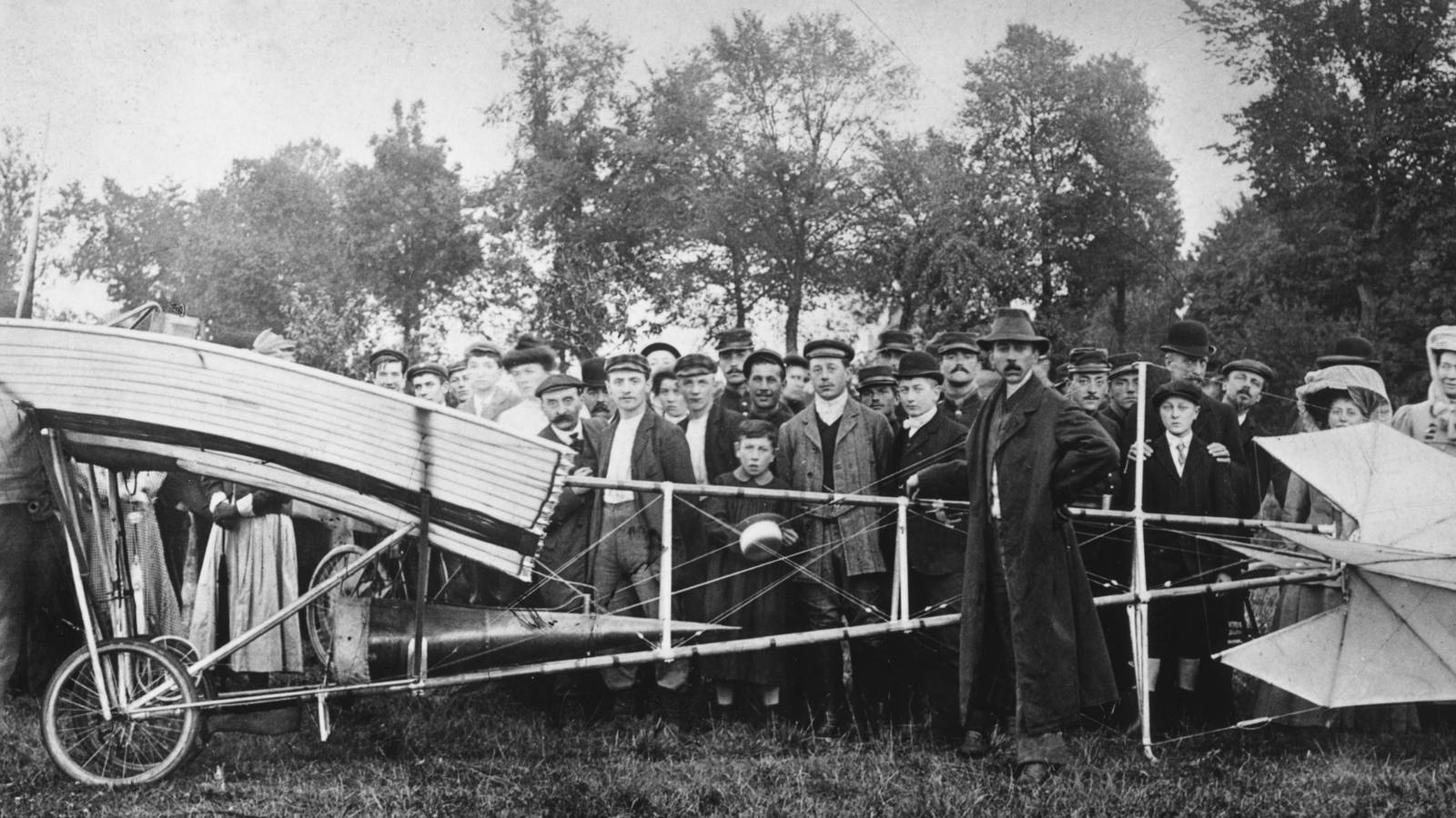 Ultralight Pioneer: The Santos-Dumont Demoiselle