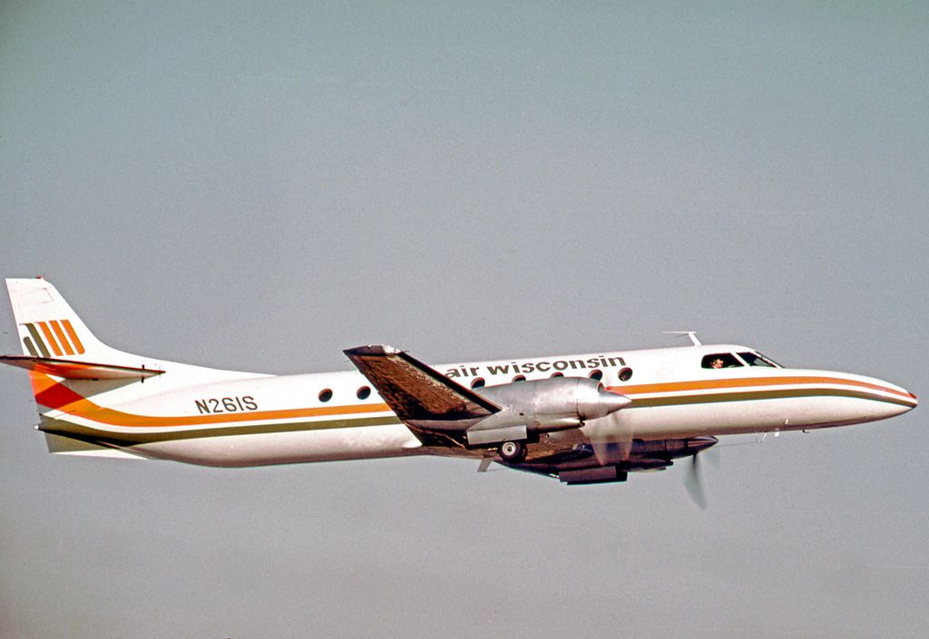 The Story Of United Express Operator Air Wisconsin