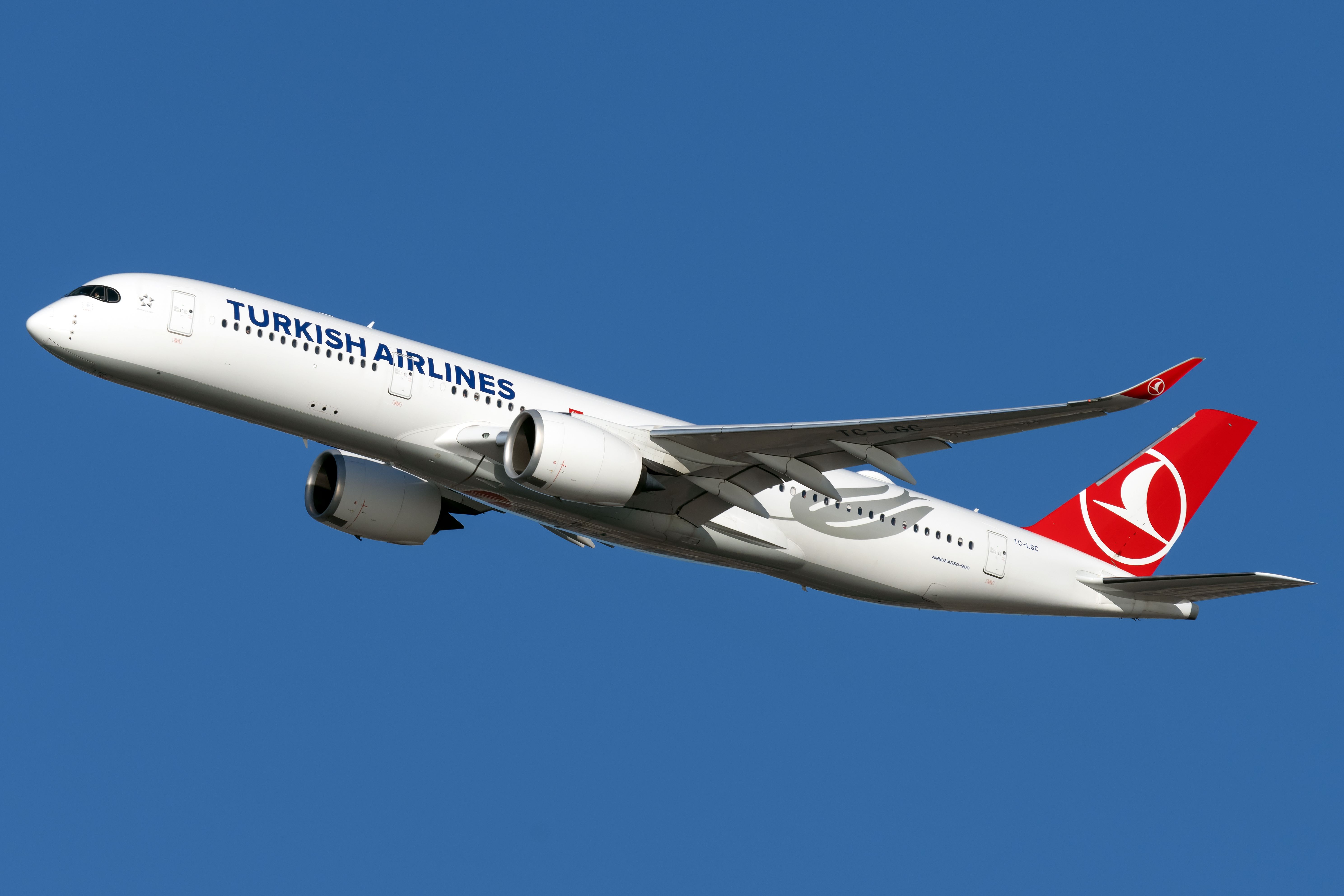 Analysis: The World’s Top Widebody Airports In September 2022