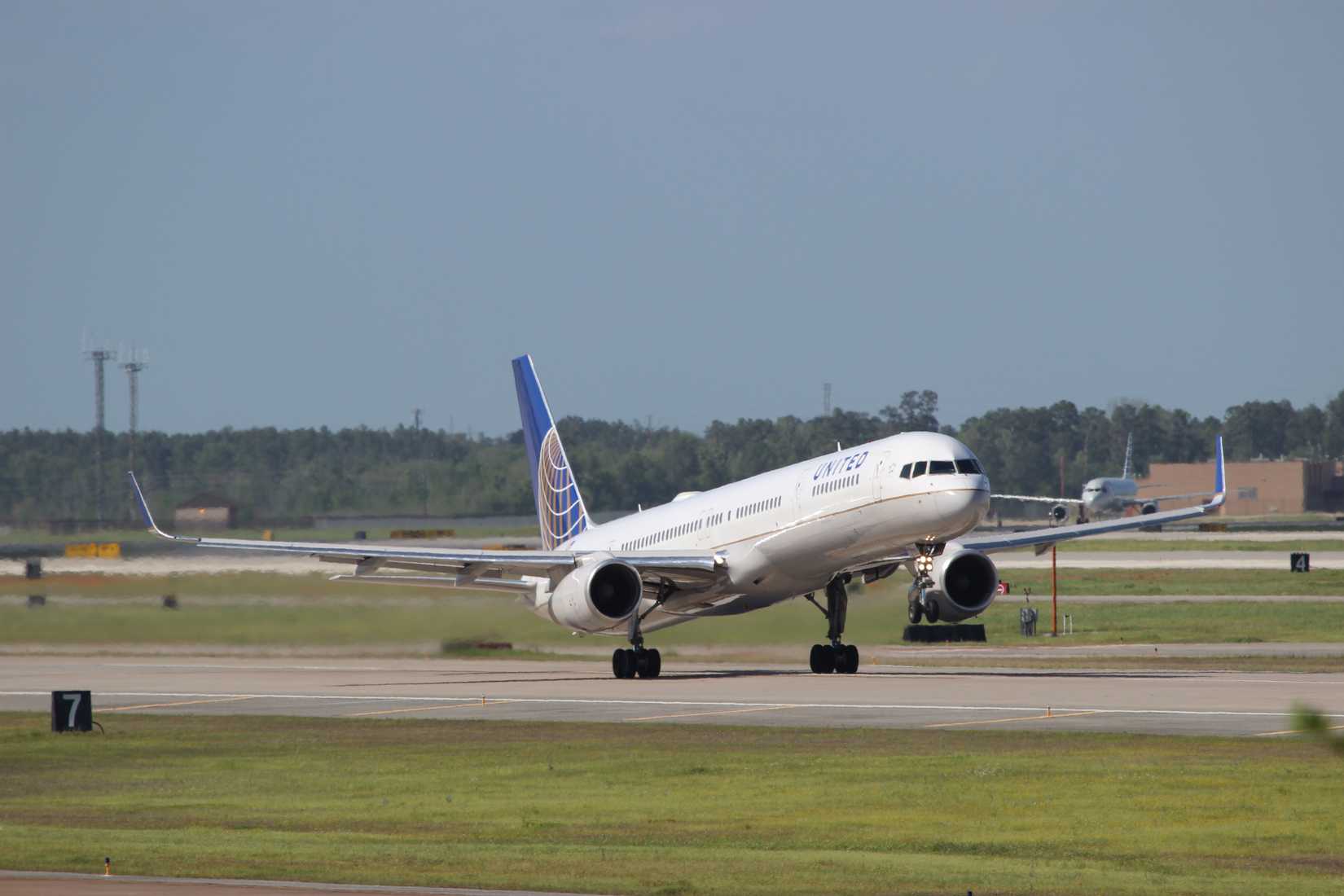Everything You Should Know About Delta Air Lines' Boeing 757-300 Fleet
