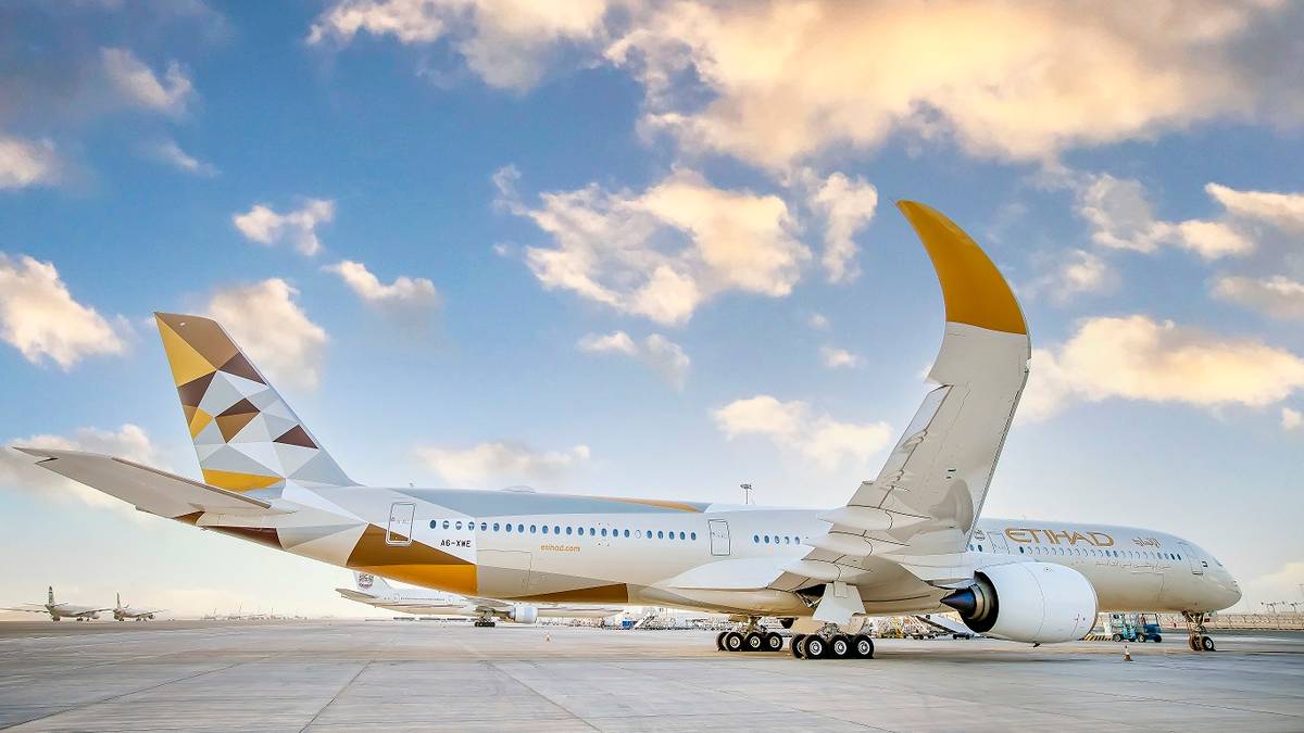 Etihad Airways Operates Its 1st London Heathrow Airbus A350 Flight