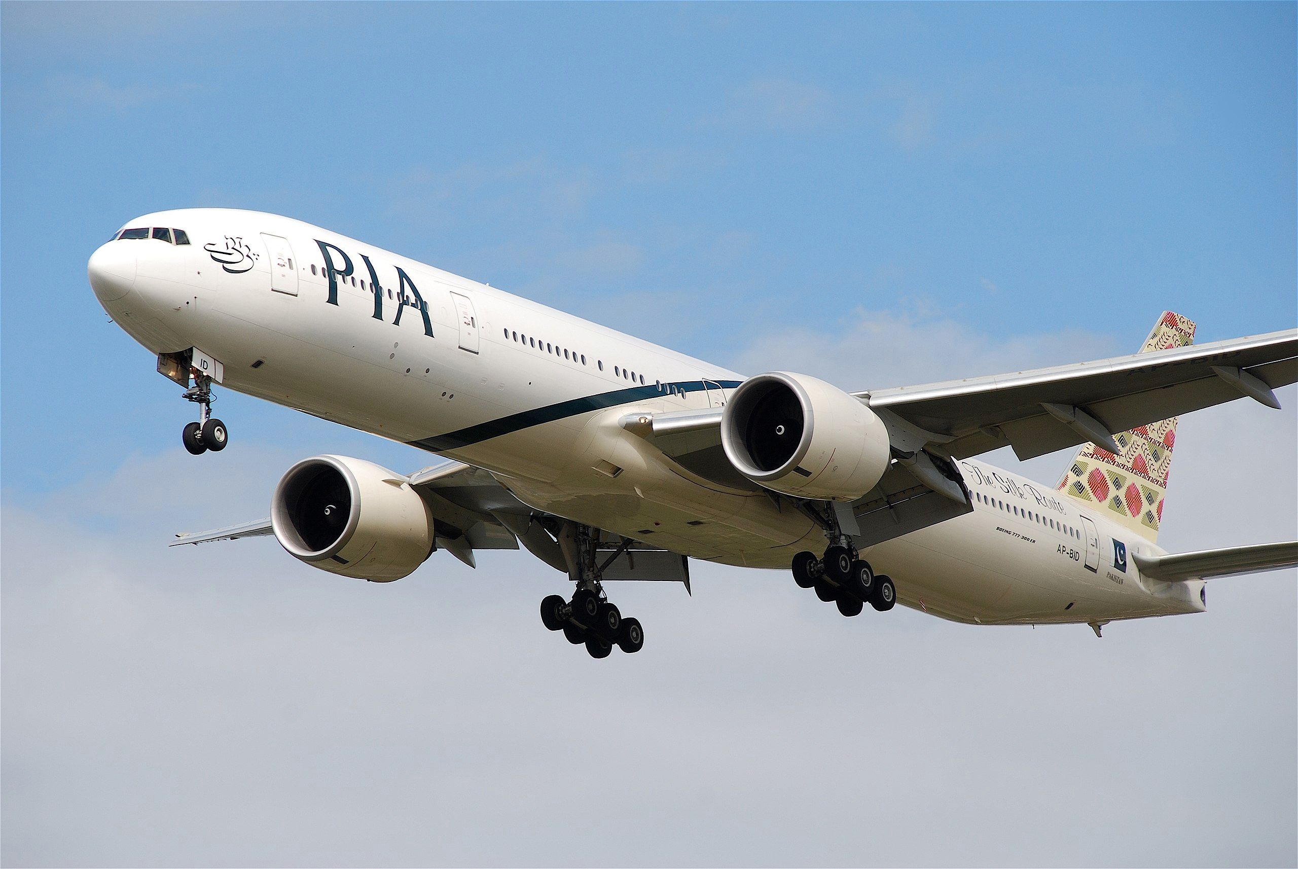New Old Jets: Who’s Still Waiting For Passenger Boeing 777-300s?