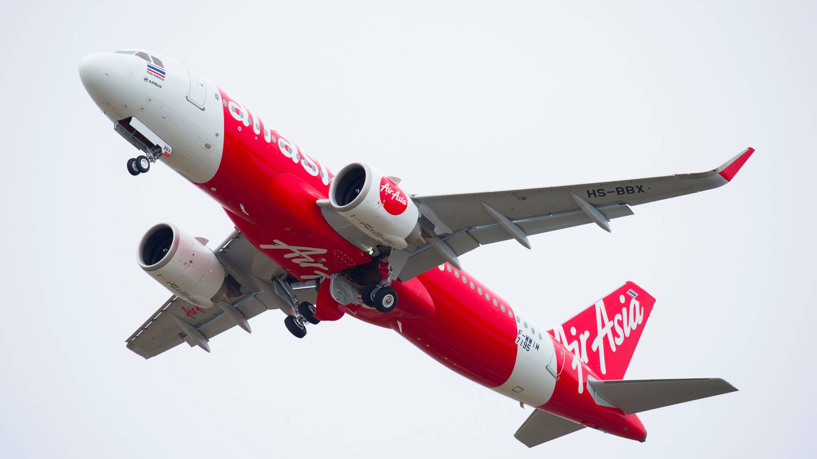 AirAsia Turns 21 and Celebrates with RM21 Airfares