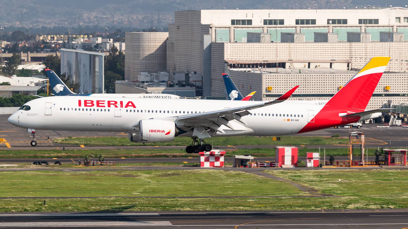 Iberia To Launch 3 Daily Flights Between Madrid & Mexico City
