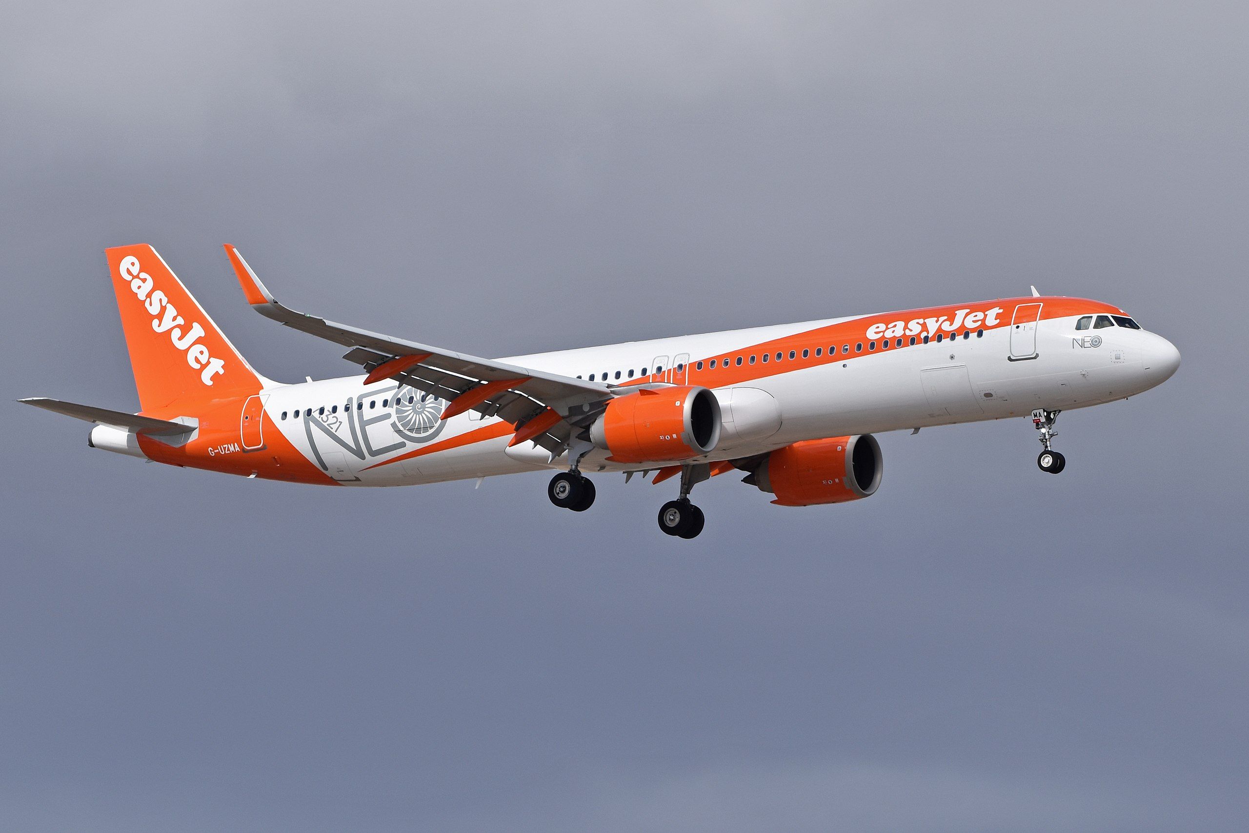 Seasonal Growth: easyJet Loads 14 New Winter Routes