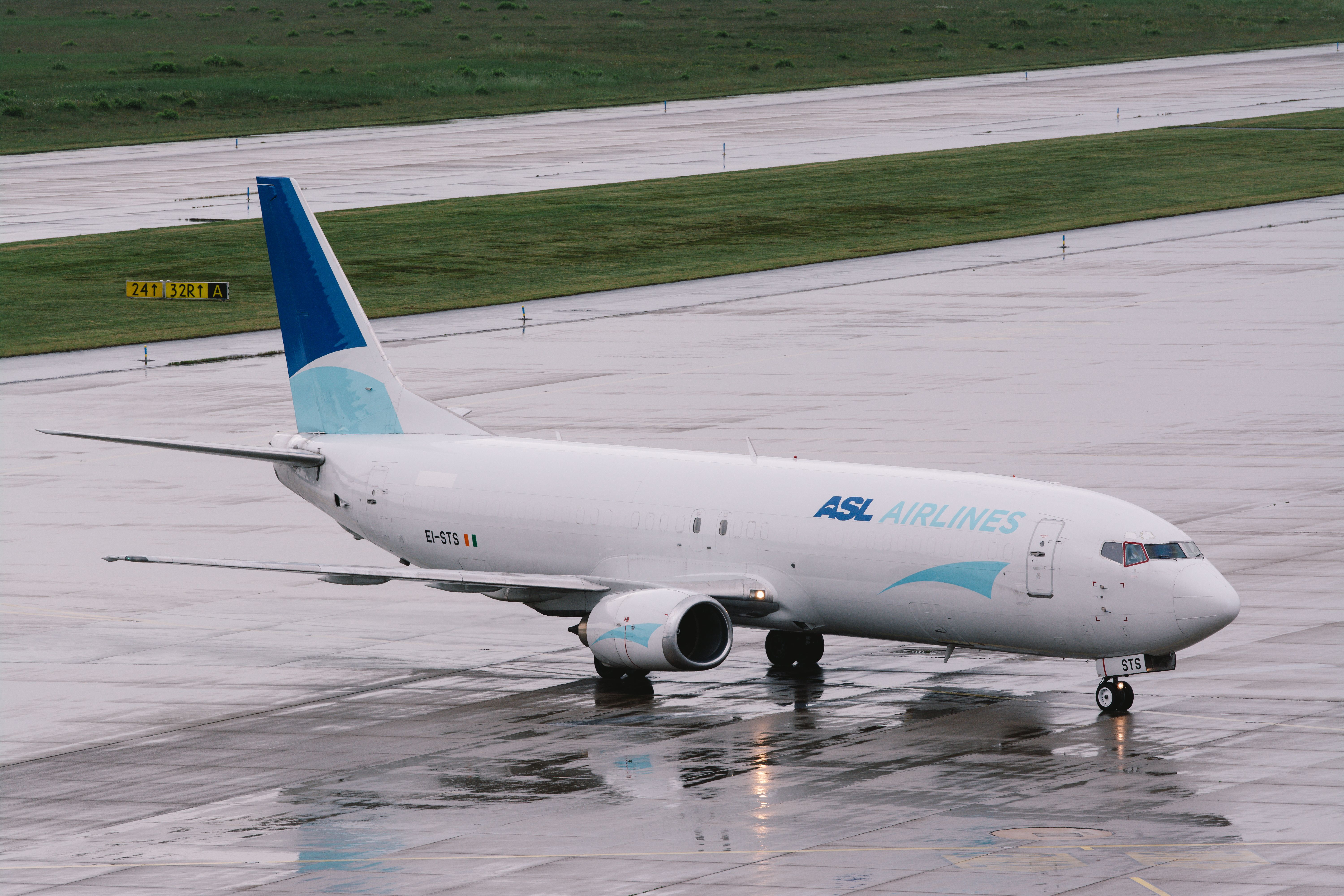 Startup Indian Cargo Carrier Quikjet Takes First Boeing 737 Freighter