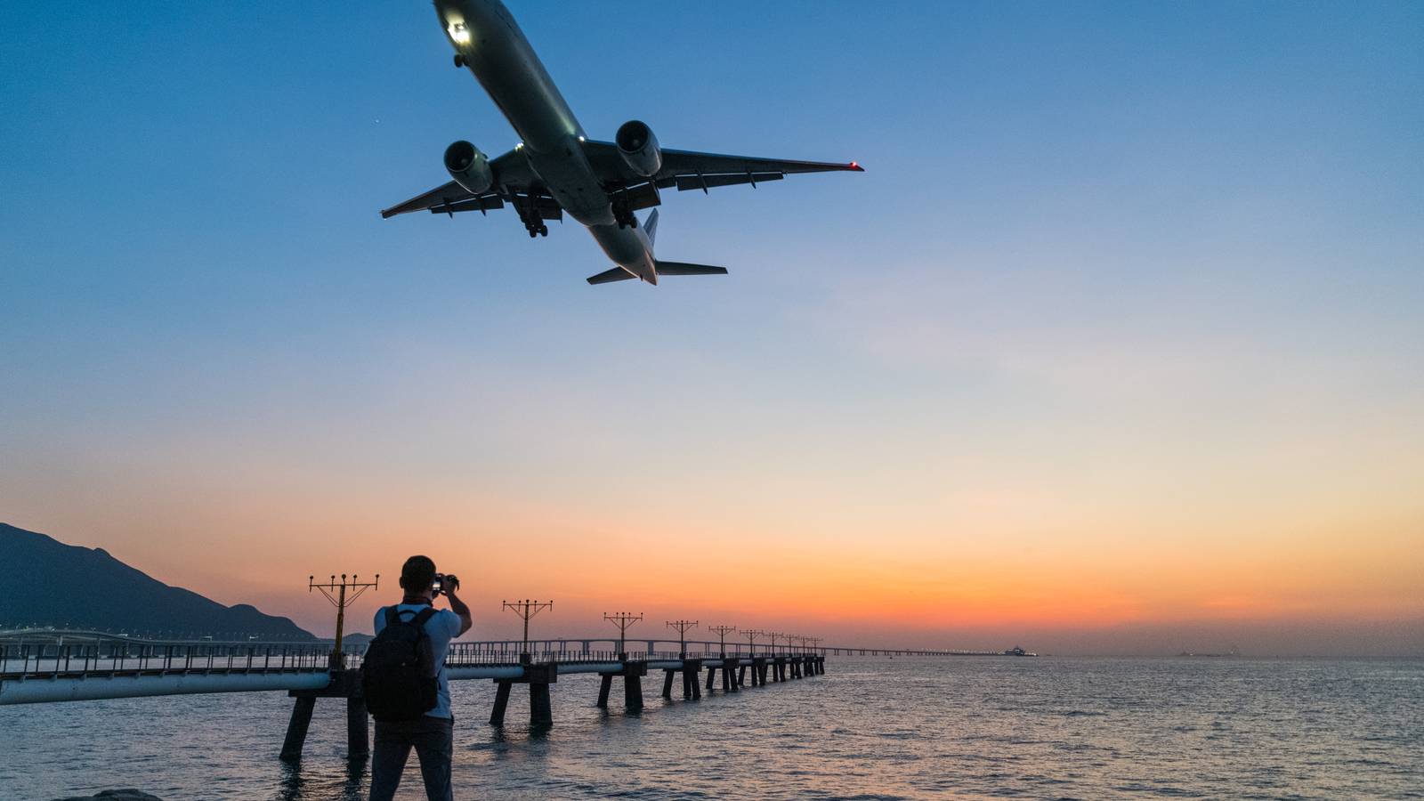 How Big Data And AI Help Reduce Airline Fuel Consumption And Lower Emissions