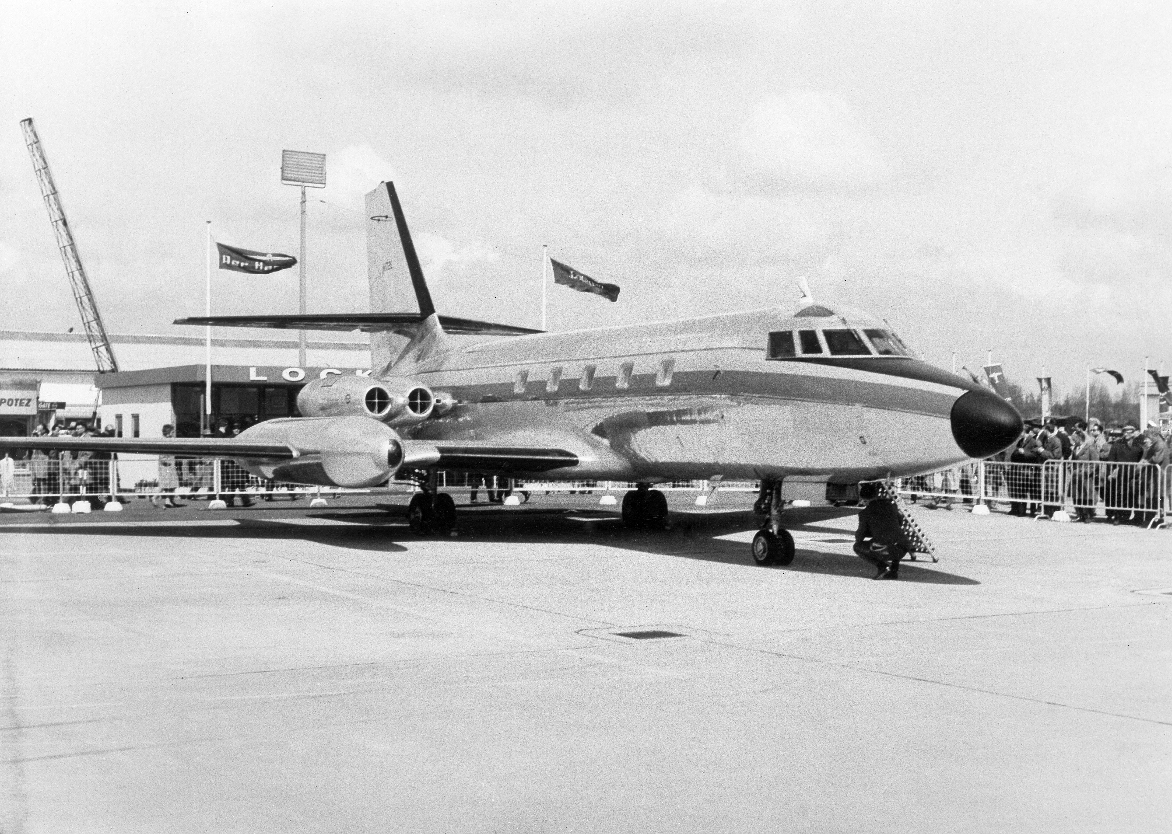 Elvis’ Private Jet Is Up For Auction But It Doesn’t Fly