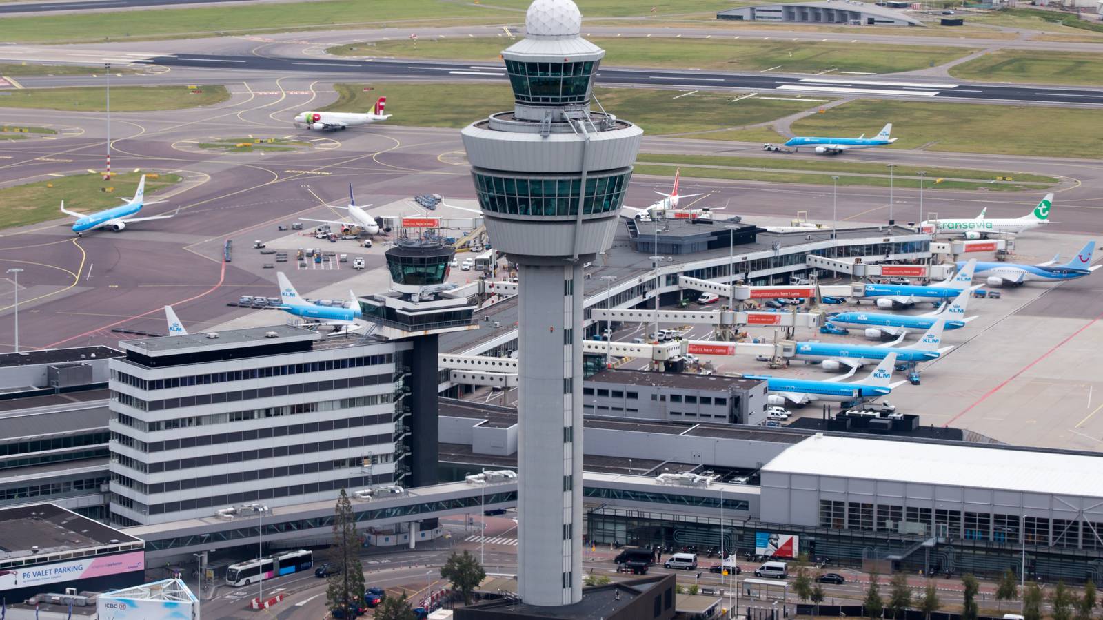 Air France-KLM CEO Calls Amsterdam Schiphol Situation "Unsatisfactory"