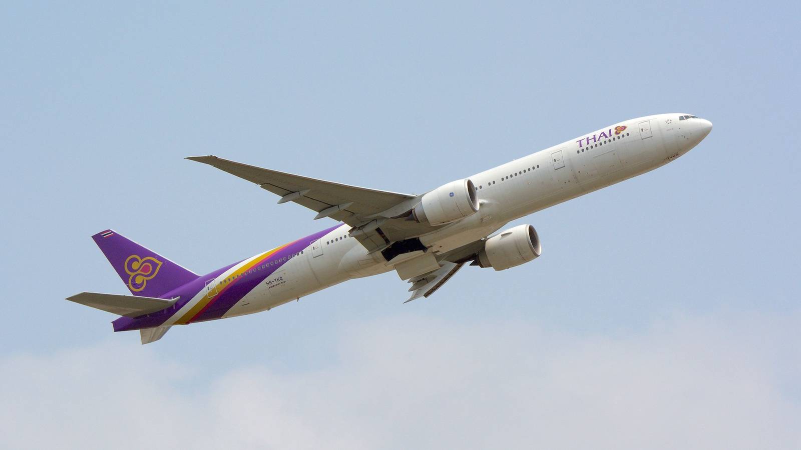 Thai Airways Bounces Back To Profit And Sells Six Boeing 777s