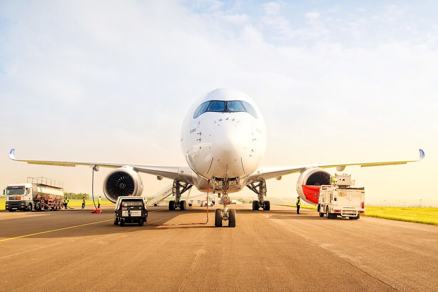 Solar-Powered Partnership To Make Aviation Fuel From Sunlight And Air
