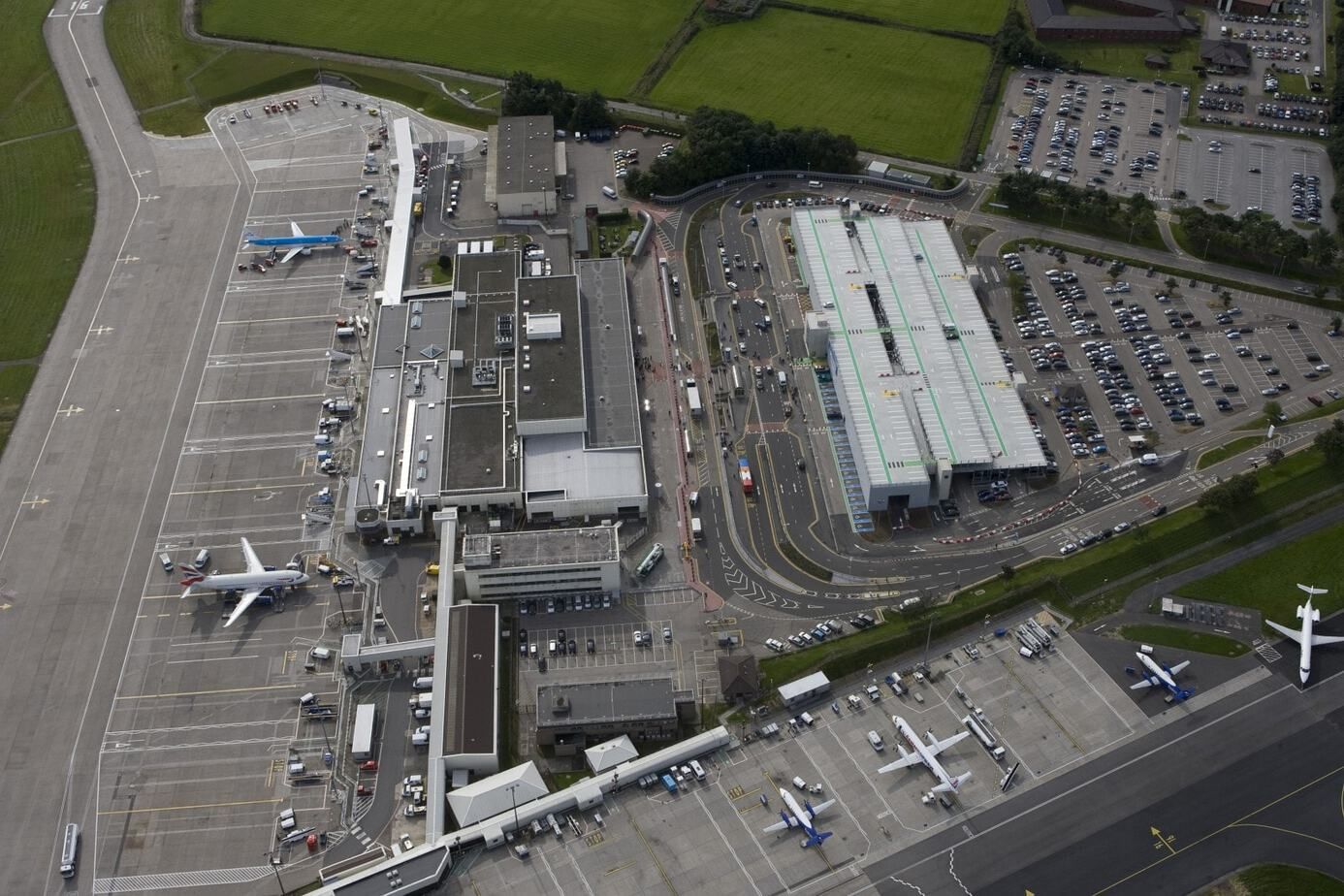 Unscheduled Runway Repairs Prompt Temporary Closure At Scotland's Aberdeen Airport