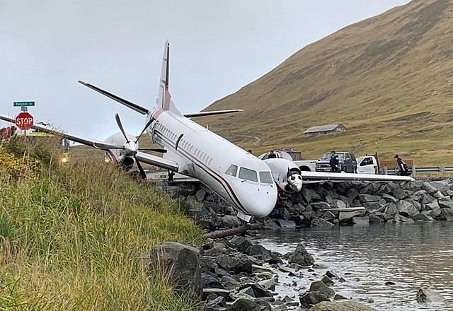 Like In The Movies: Do Aircraft Really Explode Or Disintegrate Upon Crashing?