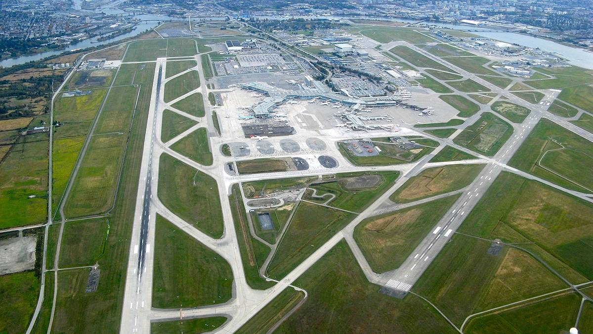 How Vancouver Airport Made The Customs Process Faster