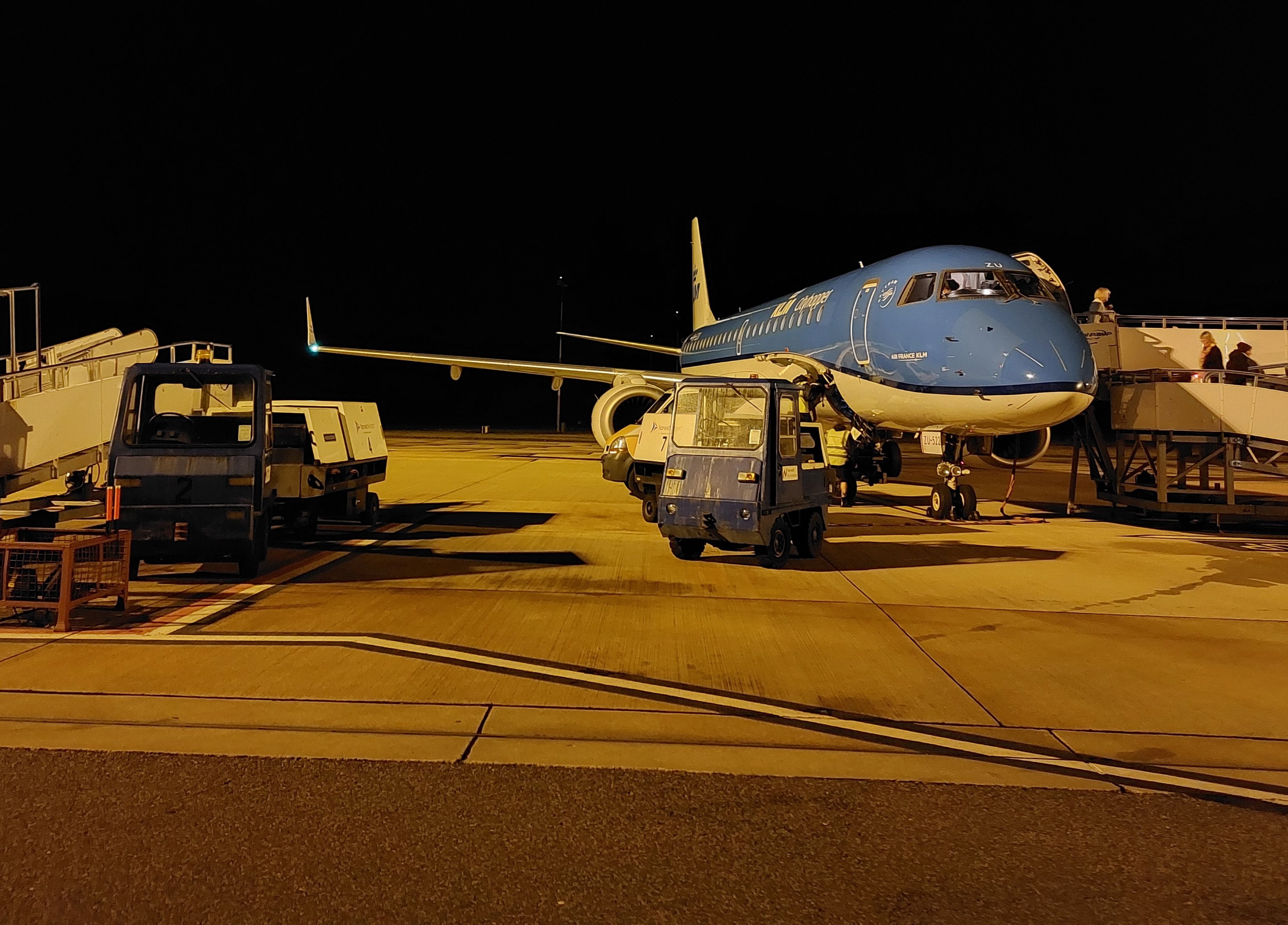 Amsterdam Schiphol Implements September & October Passenger Cap