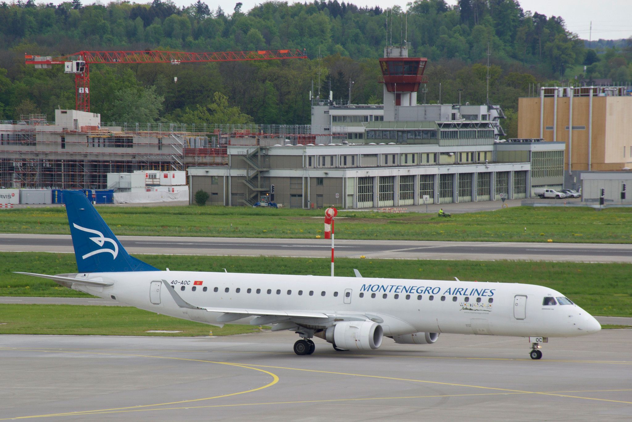Montenegro Airlines' E195 Is Still Stuck In Podgorica