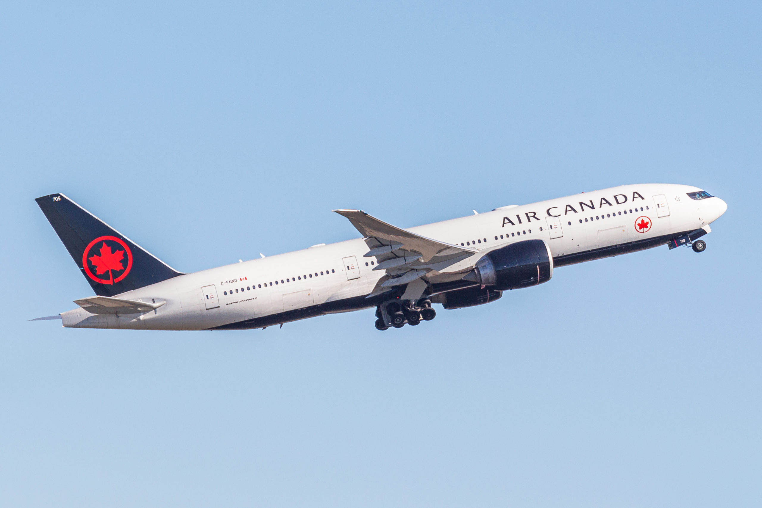 How Air Canada Uses Its Boeing 777-200LRs