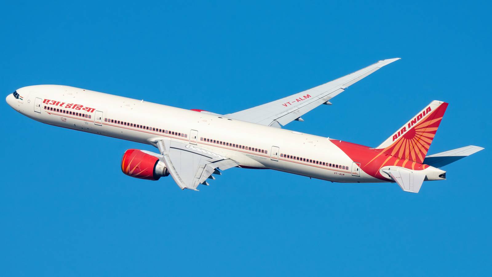 simpleflying.com