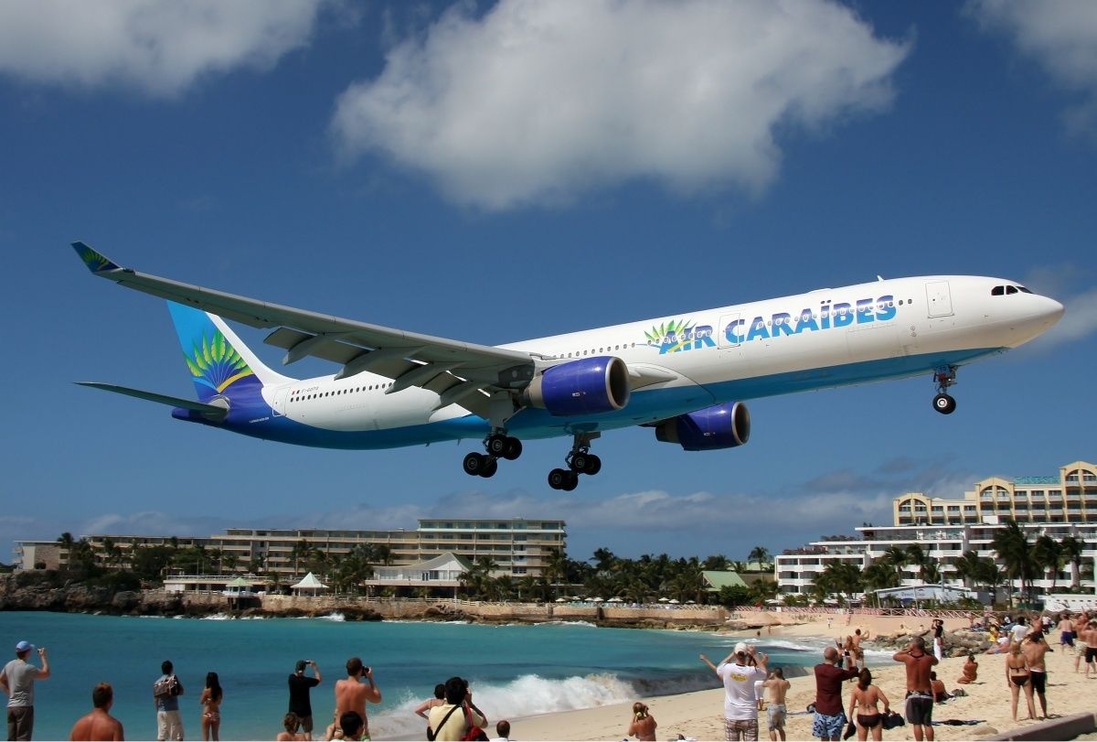How Princess Juliana International Airport Became A Famous Planespotting Site