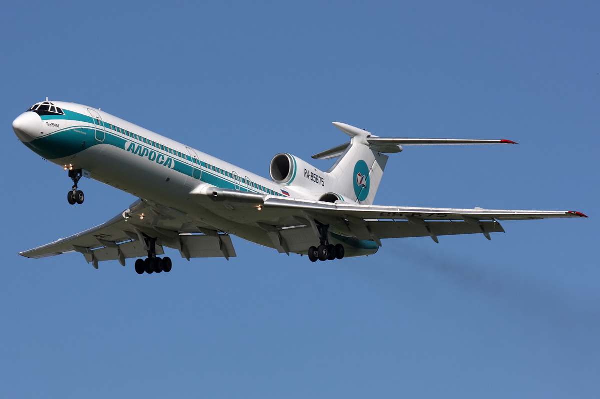How Alrosa's Tupolev Tu-154 Landed On An Abandoned Airstrip In 2010