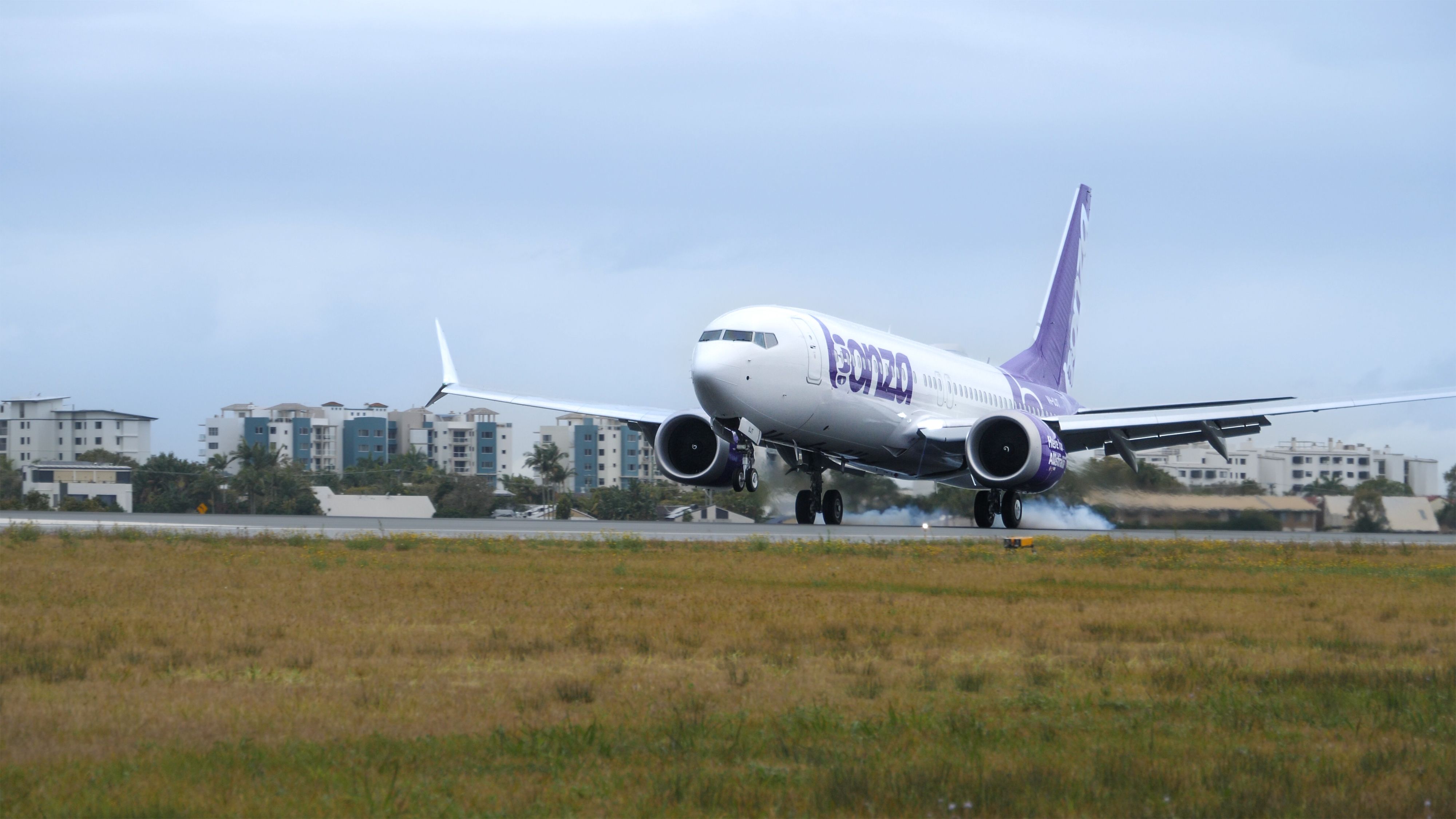 Bonza 737 MAXs Help Sunshine Coast Airport Set New Records