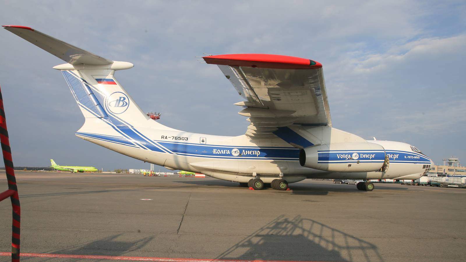 Russian Ilyushins Enter EU Airspace With Ban Exemption