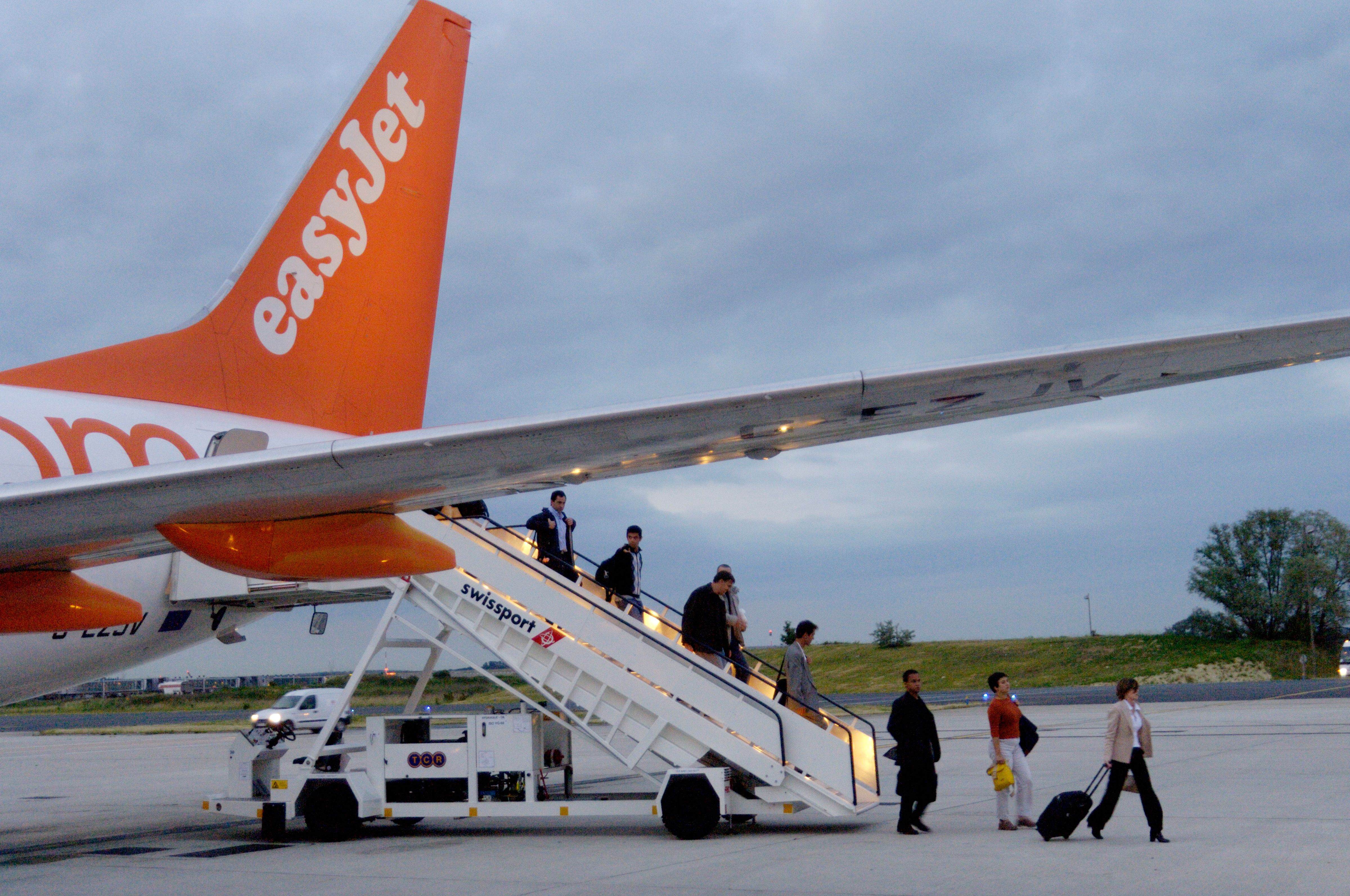 What’s The Quickest Way To Disembark An Aircraft?
