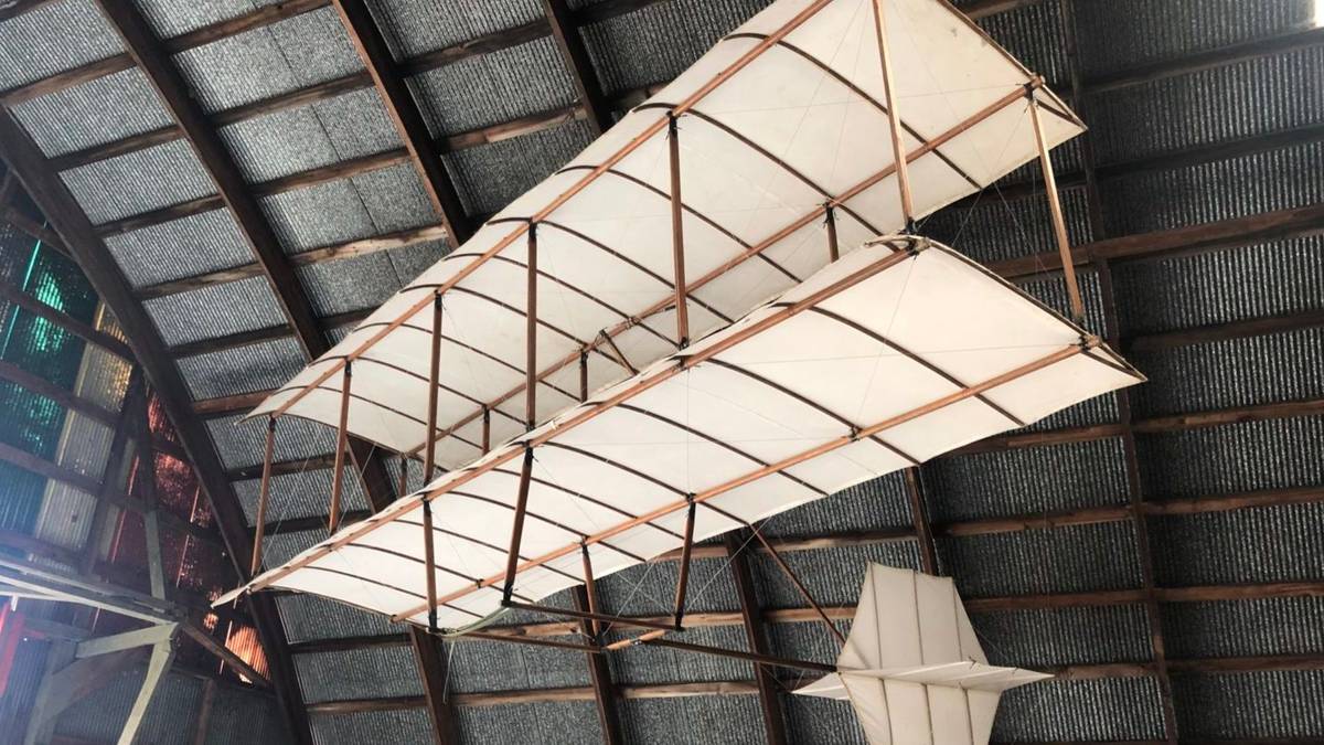 How The Chanute Biplane Gliders Inspired The Wright Brothers
