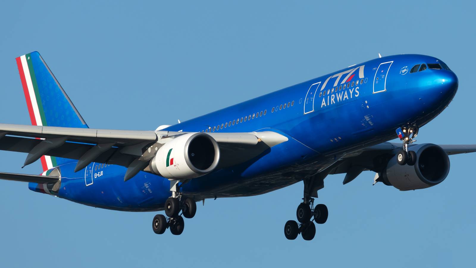 Airport Strike: Expect Disruption If Flying To Or From Italy Tomorrow