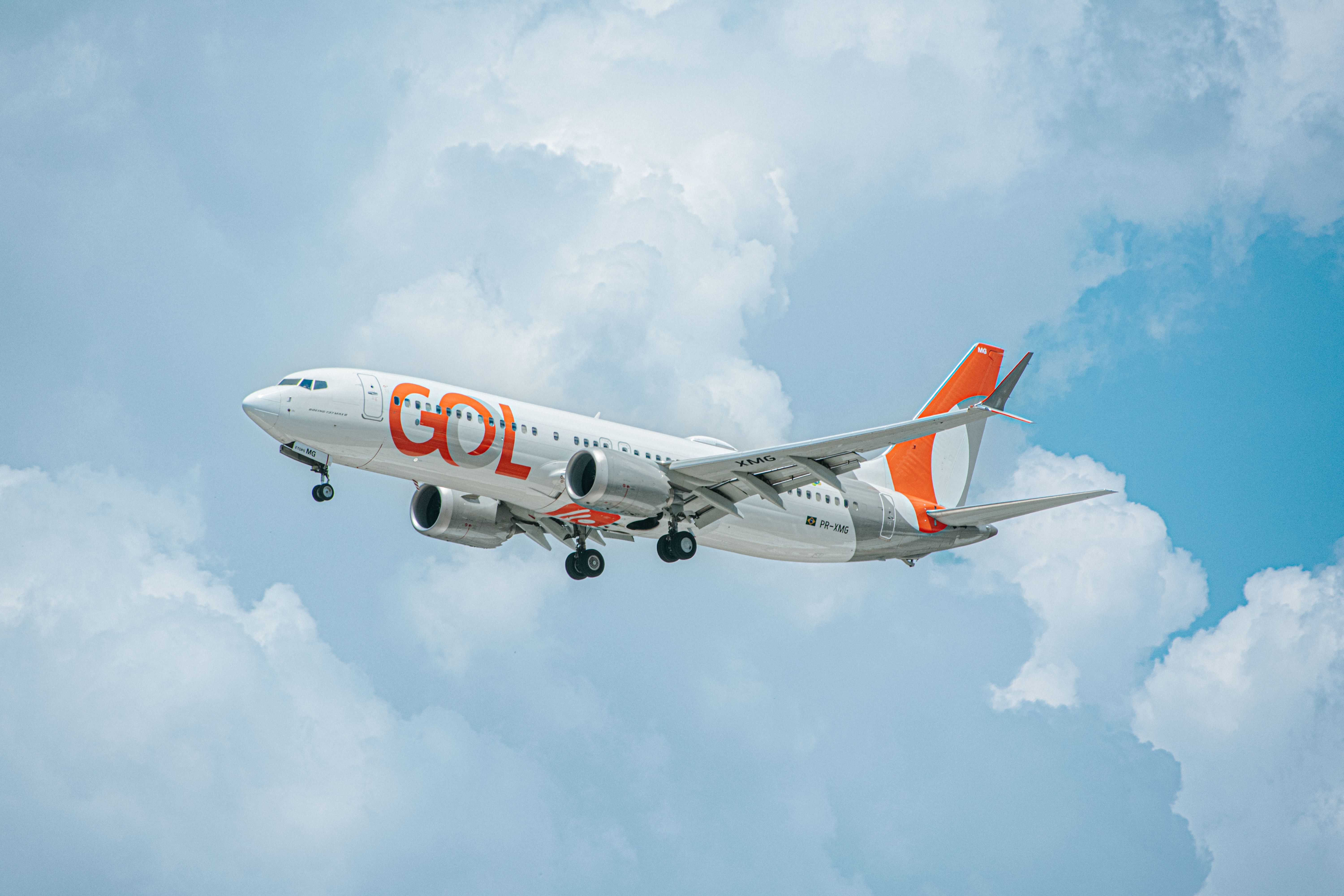 Brand New GOL Boeing 737 MAX Arrives In Brazil