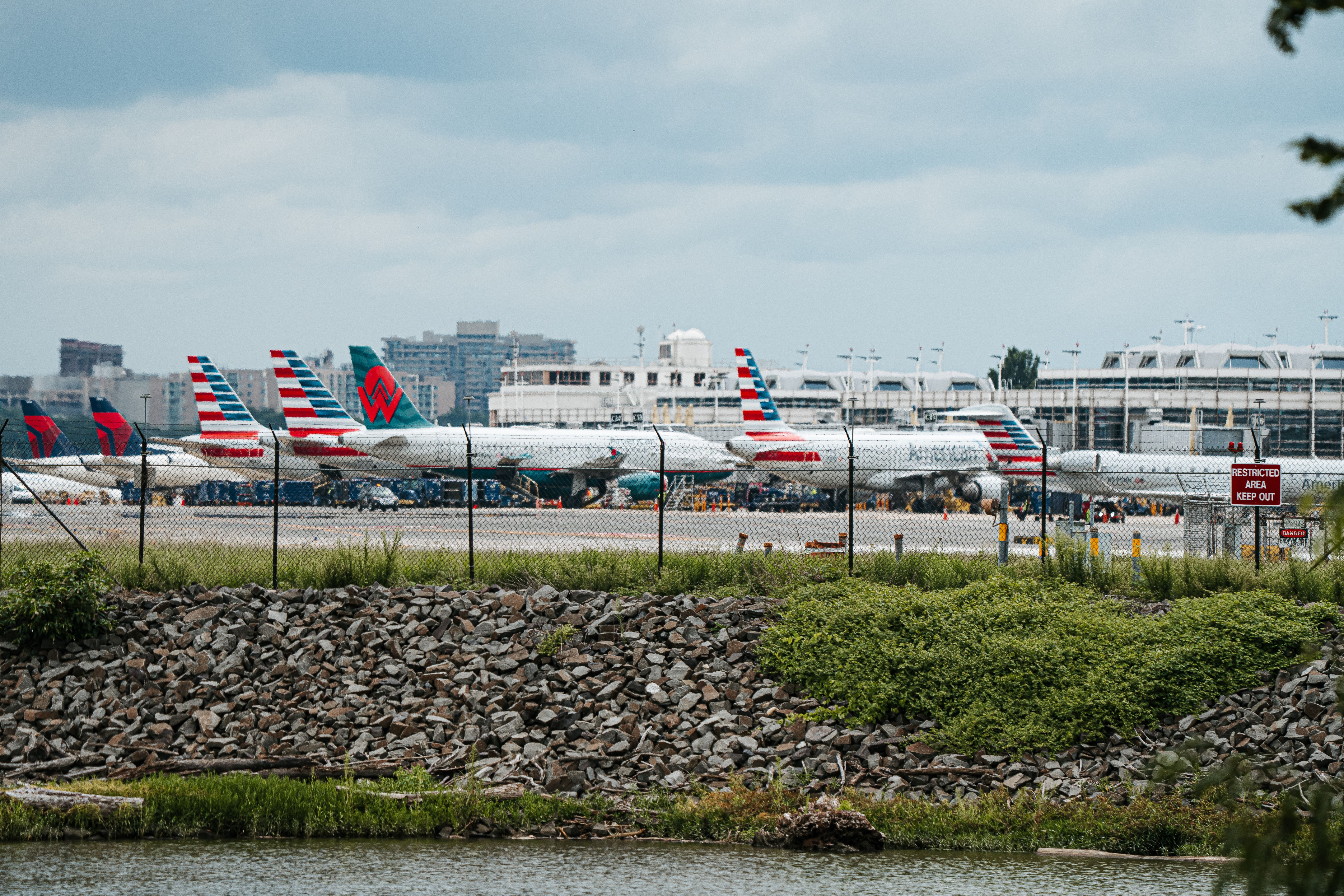 U.S. Department Of Transportation Unveals New Dashboard Outlining What Airlines Cover In The Event Of Flight Disruptions