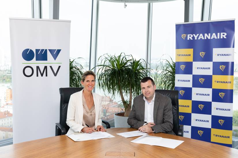 Ryanair Sign Ryanair Signs Deal For 53 Million Gallons Of SAF
