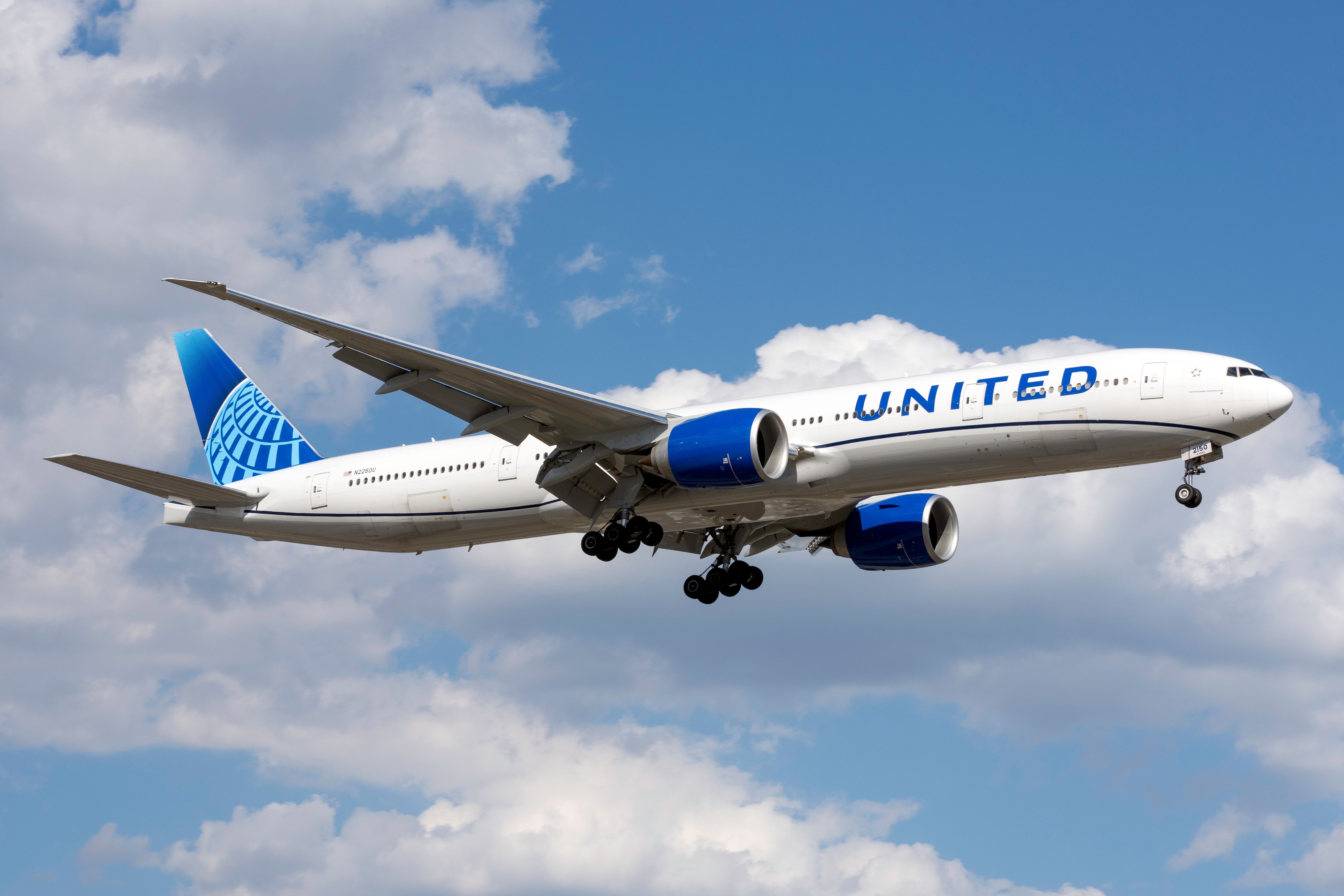 United Airlines To Increase Hong Kong Flights In August