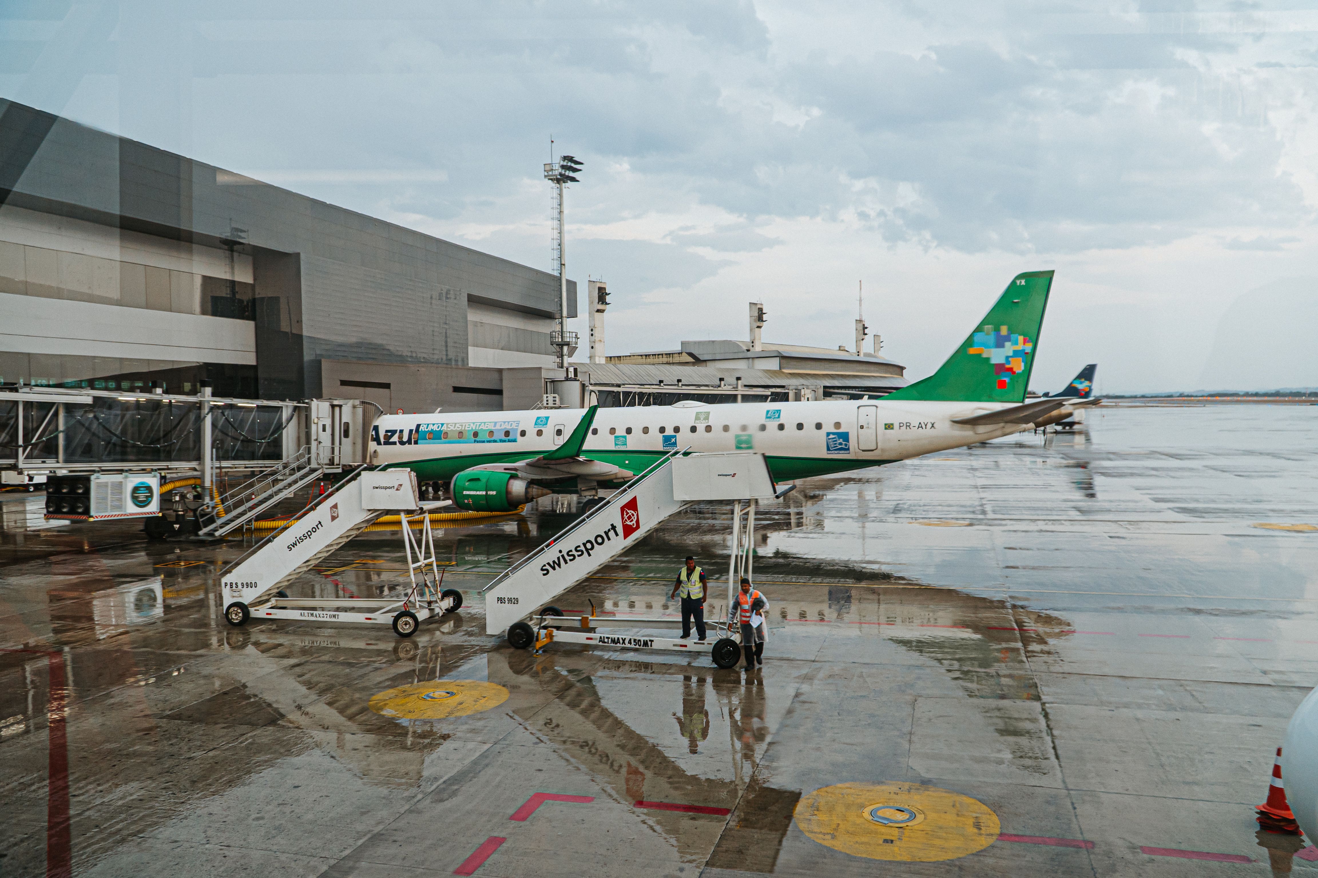 Flight Review: Azul Linhas Aéreas Embraer E195 With Full Inflight Service