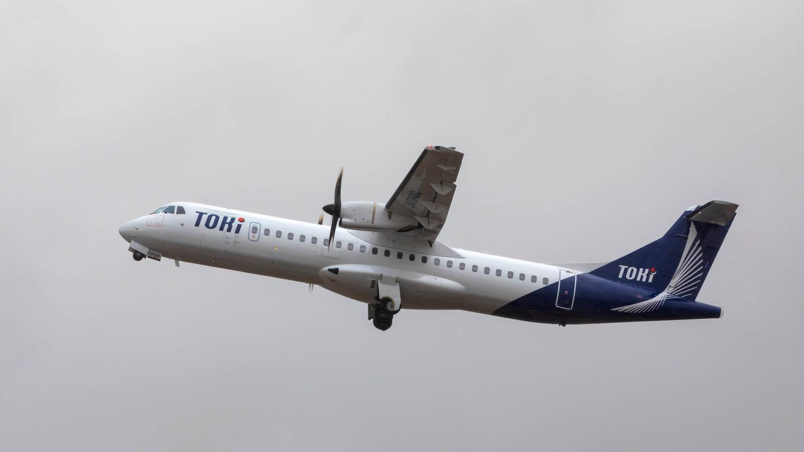 TOKI AIR ATR 72-600 1/100 モデルプレーン Toki Air Has Its First ATR 72-600 And Readies For 2023 Launch