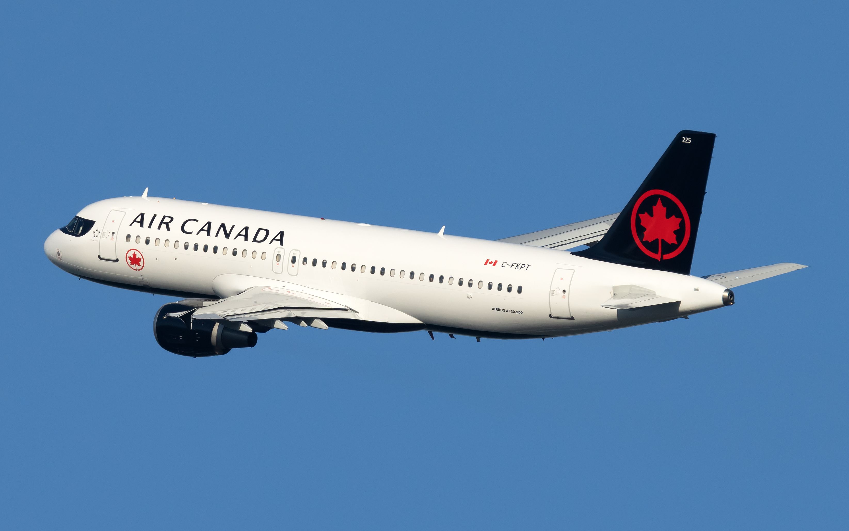 Air Canada Airbus A320 C-FKPT