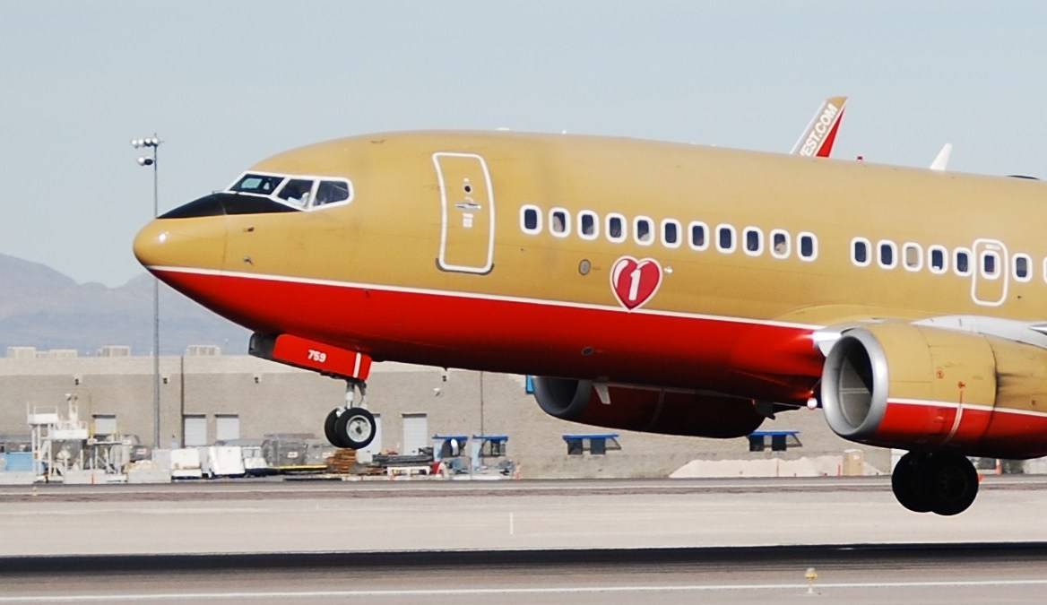 Future Southwest Boeing 737 MAX Spotted With Beautiful Retro Livery